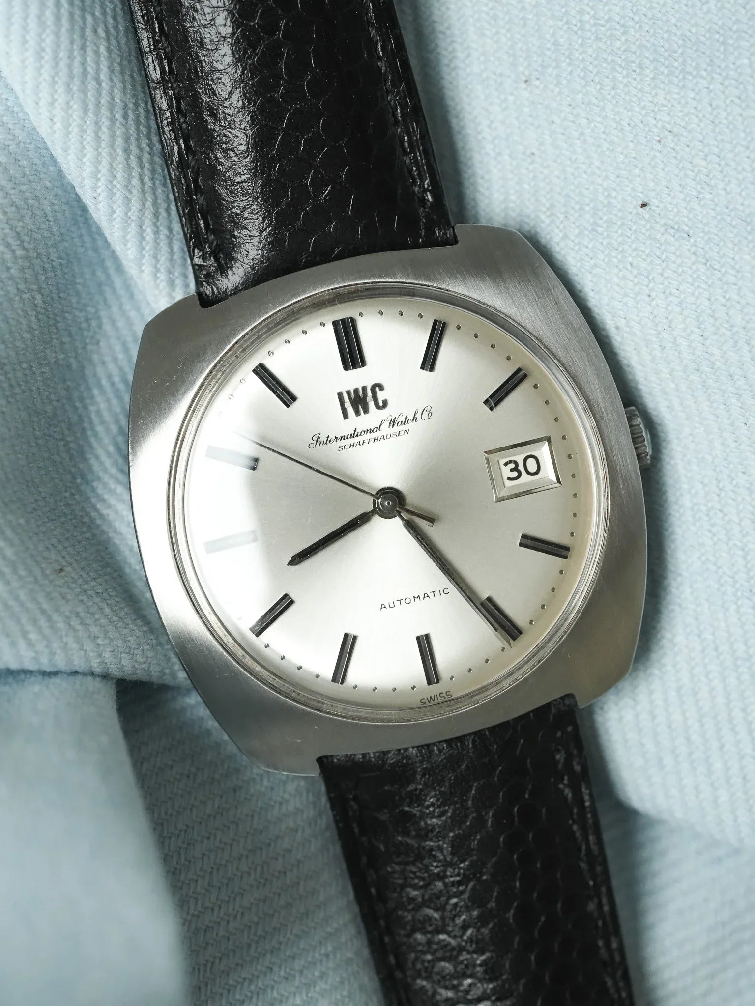 IWC - R814A Coussin Acier Brossé Monobloc cal.8541 - 1960s - Atelier Victor