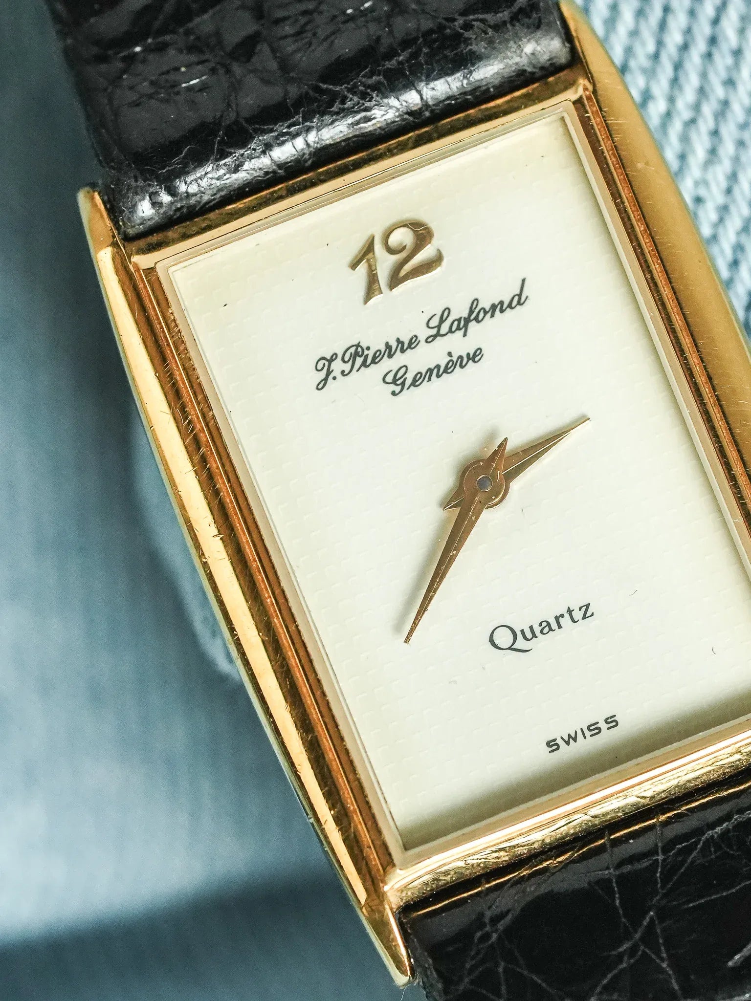 J.Pierre Lafond Genève - Tank Slim Or 12 - 1990s - Atelier Victor - Vintage  Shop