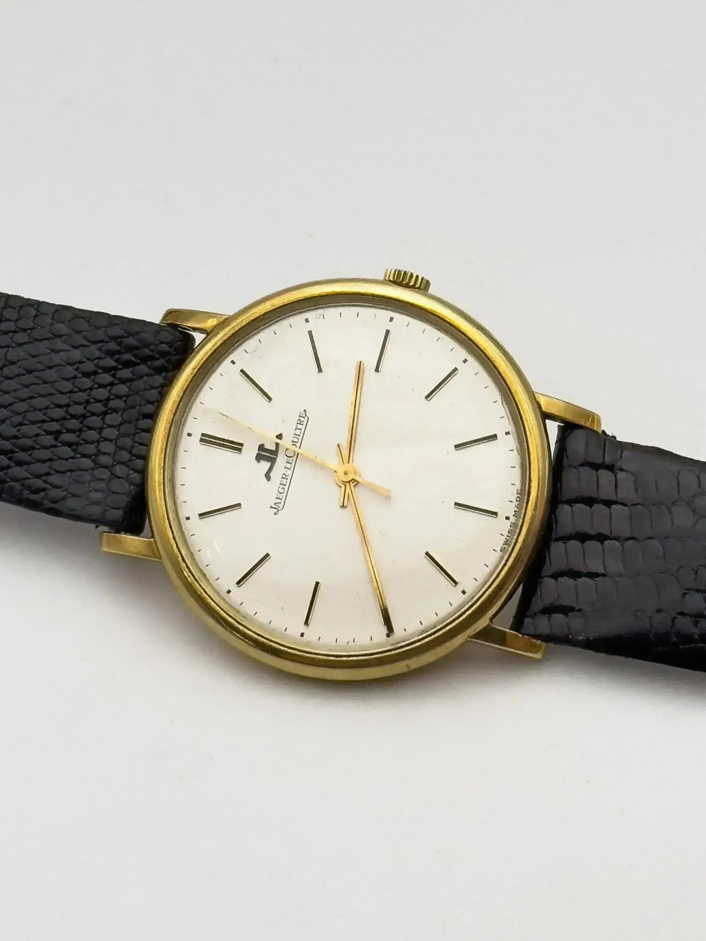 Jaeger-LeCoultre - 18K Gold Dress Watch - Box