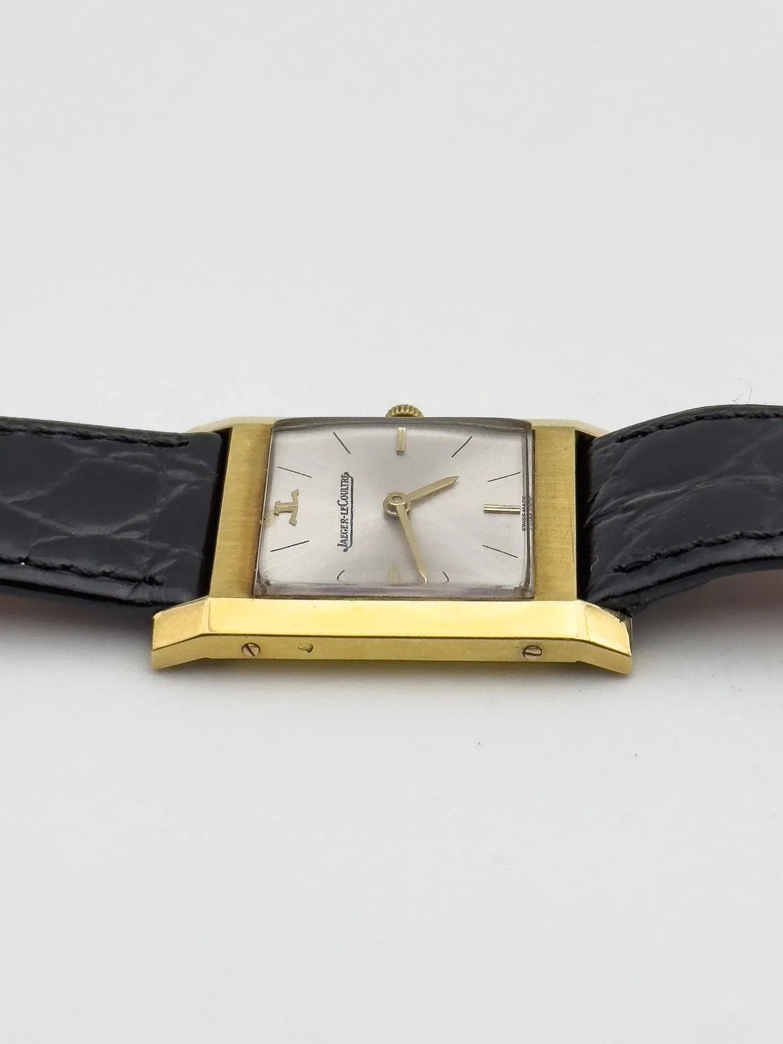 Jaeger-LeCoultre - Tank Or jaune 18k - Full Set - 1968 - Atelier Victor Paris - Vintage Watch Shop Dubai