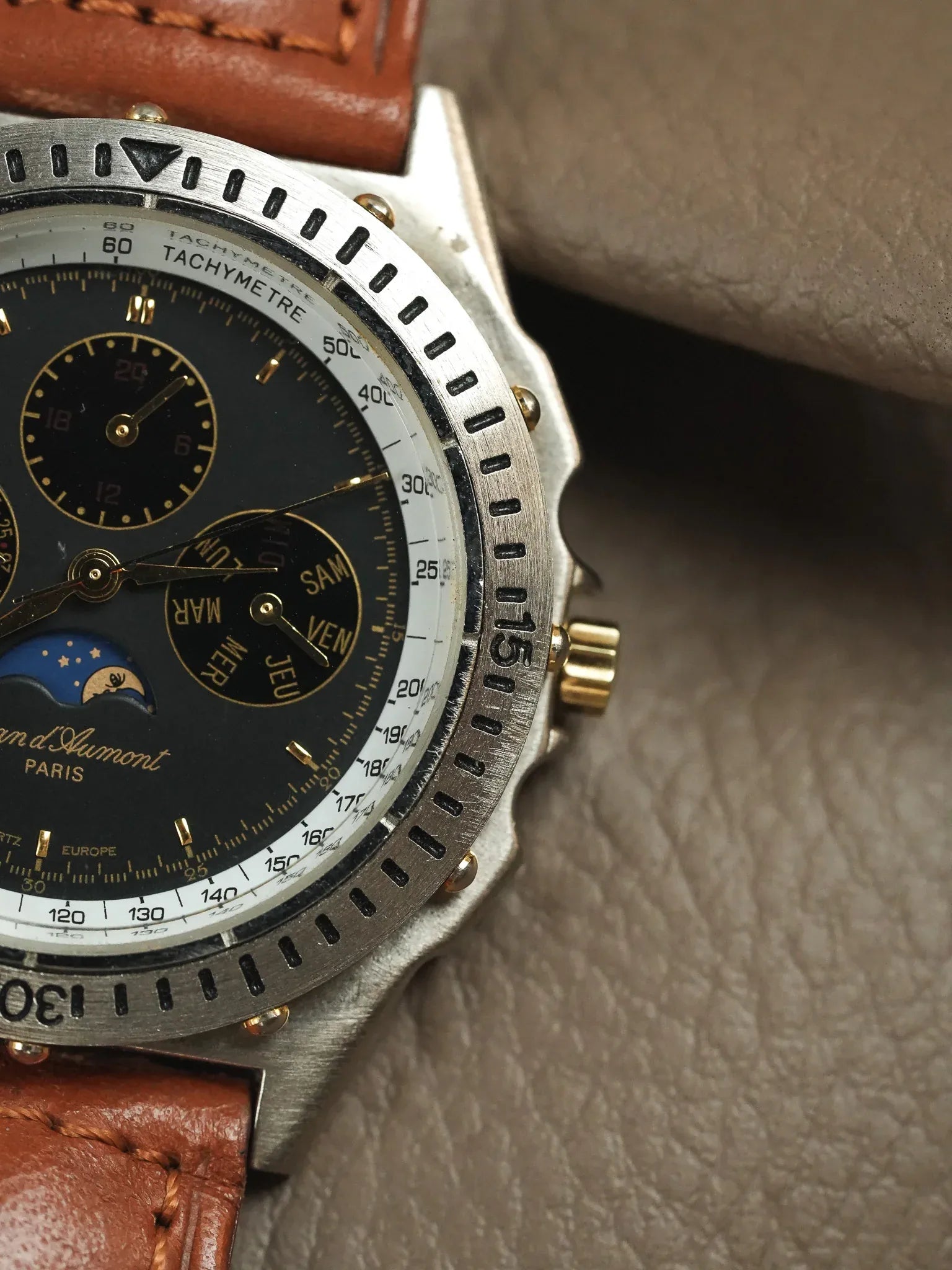 Jean d’Aumont Paris - Acier Triple Date Phase de lune Cadran noir - 1990s - Atelier Victor - Vintage  Shop
