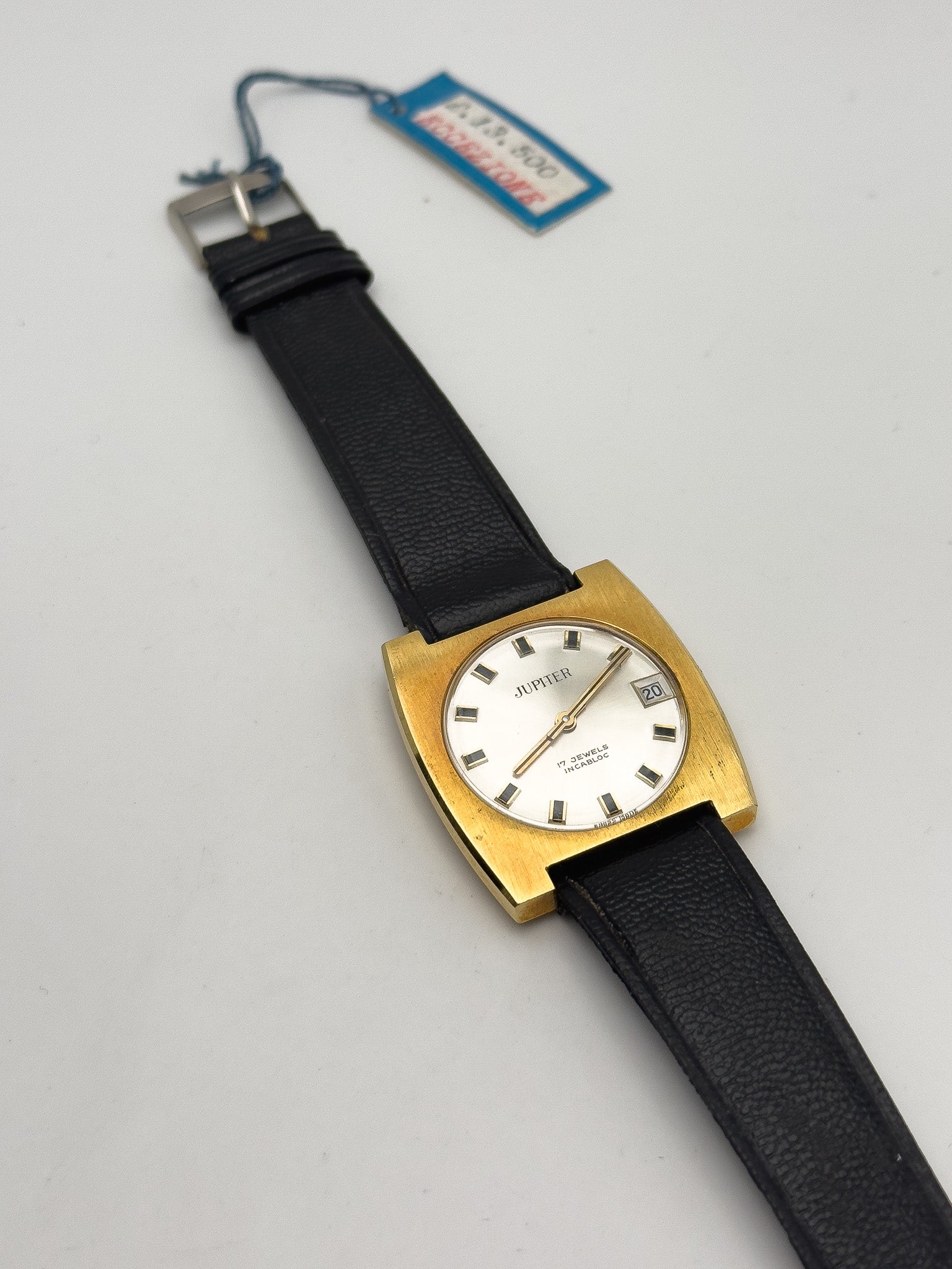 Jupiter - Tonneau Élargie Plaqué or - 1980s - Atelier Victor Paris - Vintage Watch Shop Dubai