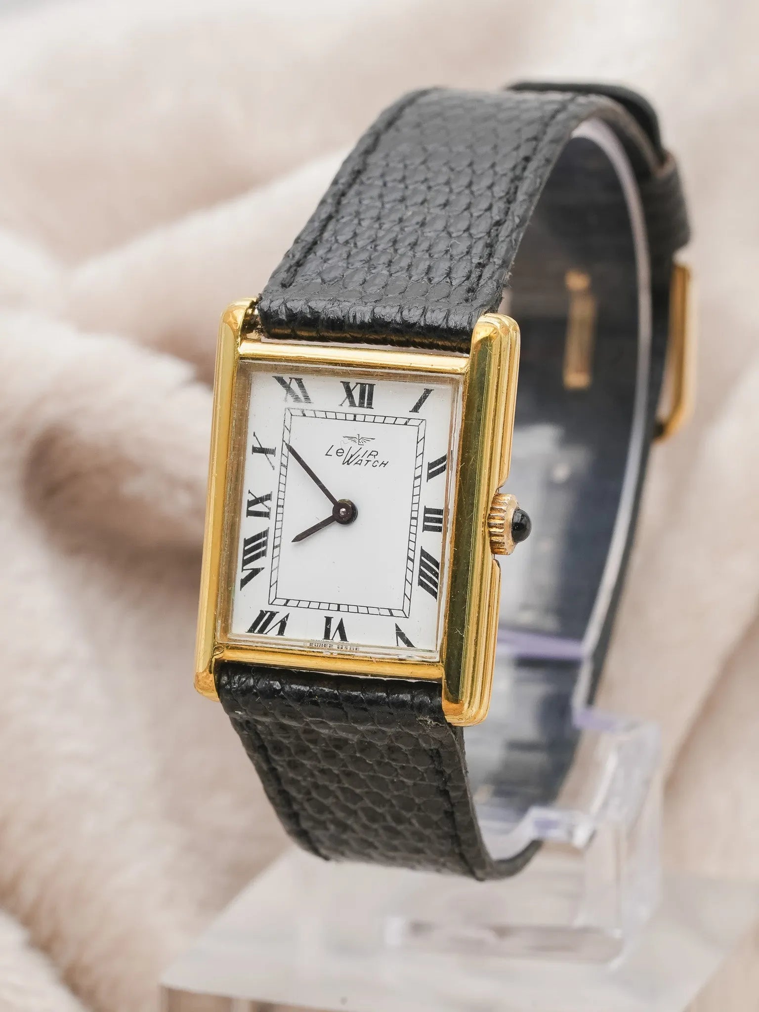 Levir Watch - Tank Plaqué or double épaisseur - 1980s - Atelier Victor - Vintage  Shop