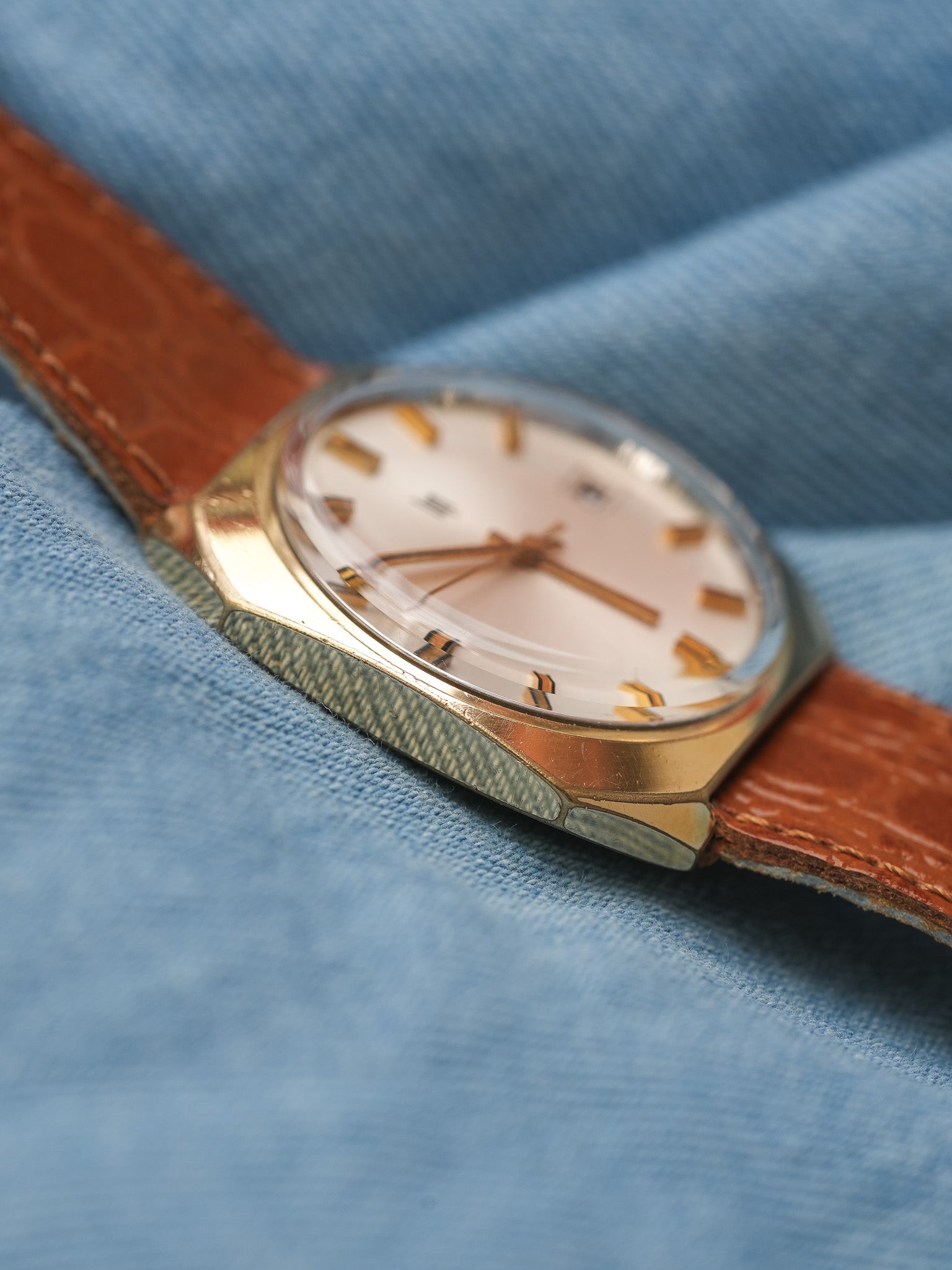 Lip - Carré plaqué or date - 1970s - Atelier Victor Paris - Vintage Watch Shop Dubai