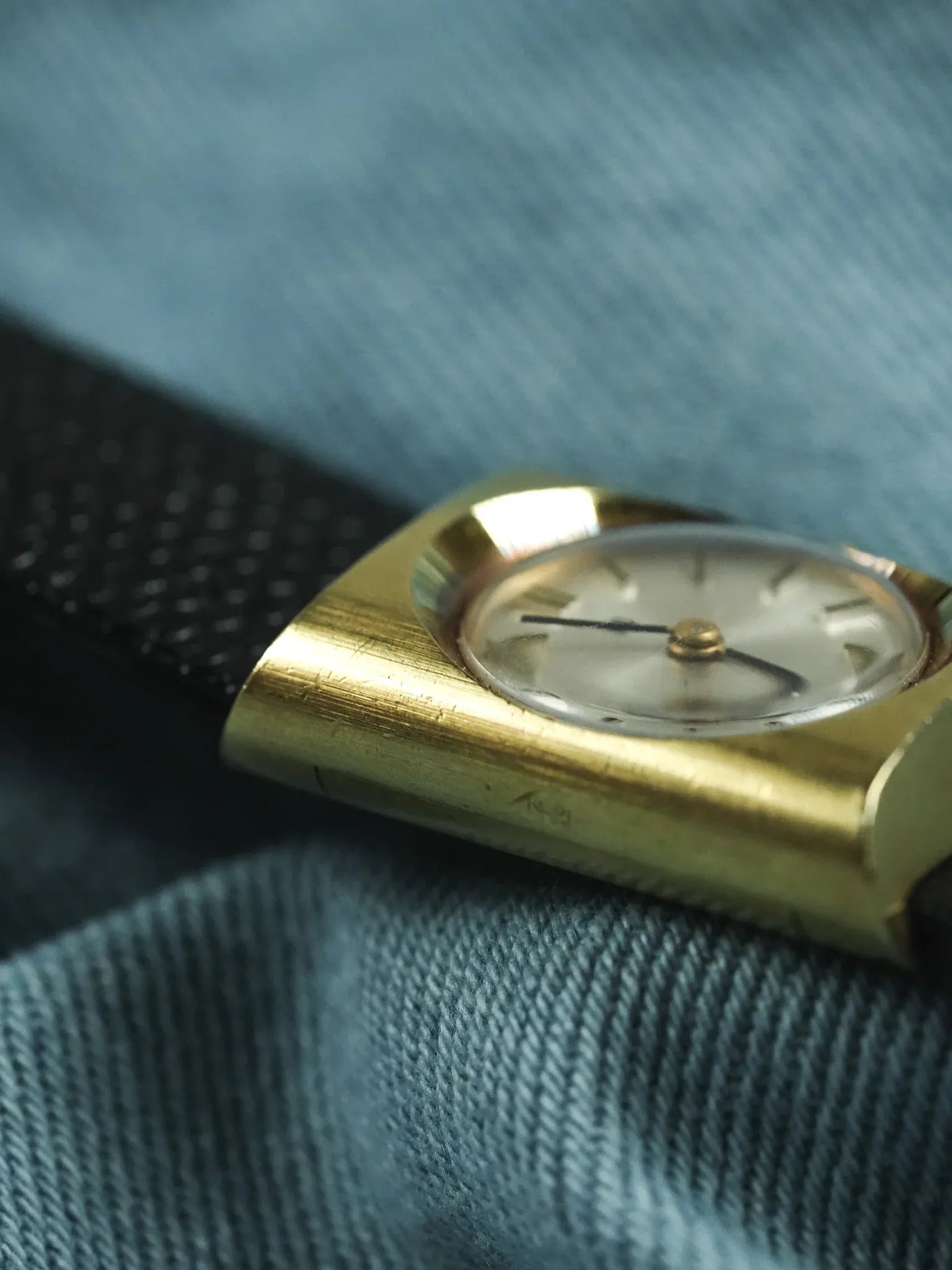 Lip - Petite Tank Disco Plaqué or - 1970s - Atelier Victor