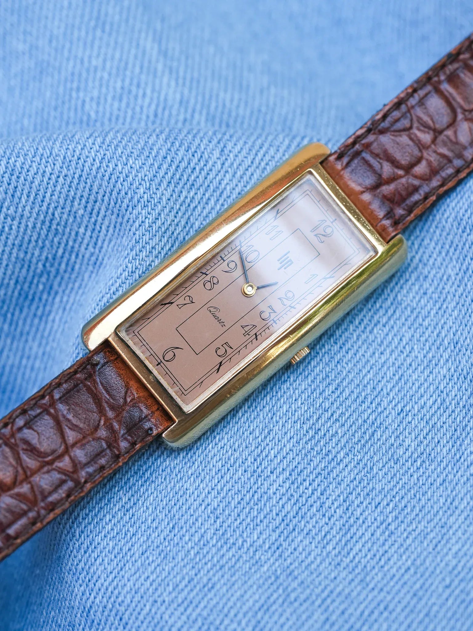 Lip - Tank Allongée Arrondie Saumon Plaqué or - 1990s - Atelier Victor