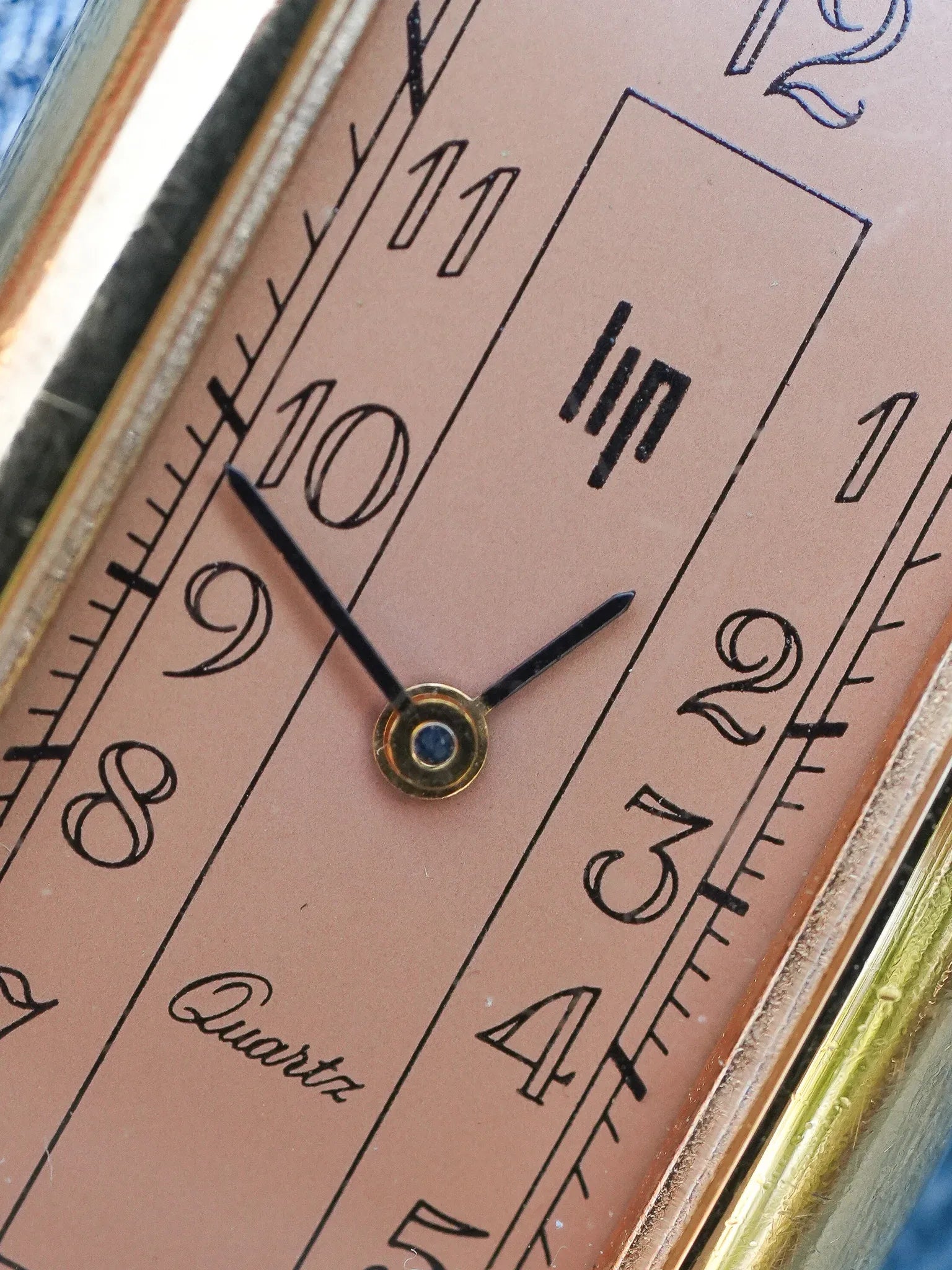 Lip - Tank Allongée Arrondie Saumon Plaqué or - 1990s - Atelier Victor