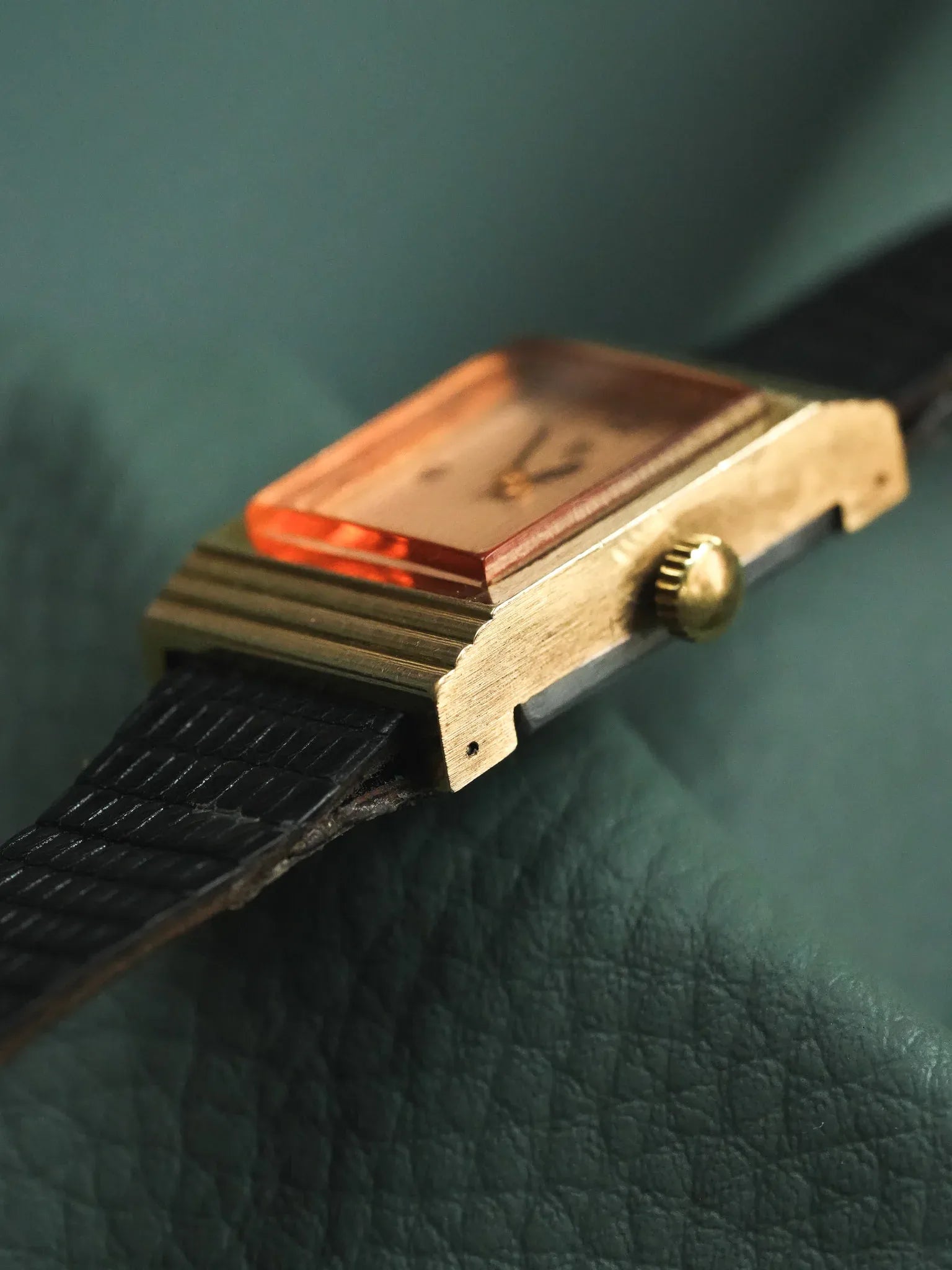 Lip - Tank Or Cadran Saumon Tapissé - 1970s - Atelier Victor