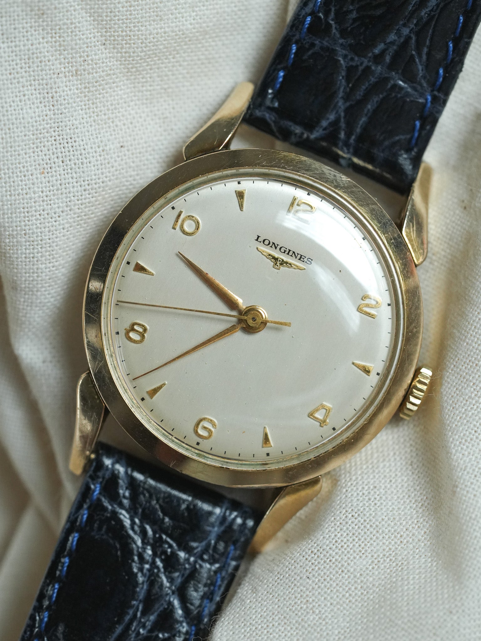 Longines - 8418 Cornes Gouttes d'eau plaqué or index - 1960s - Atelier Victor - Vintage  Shop