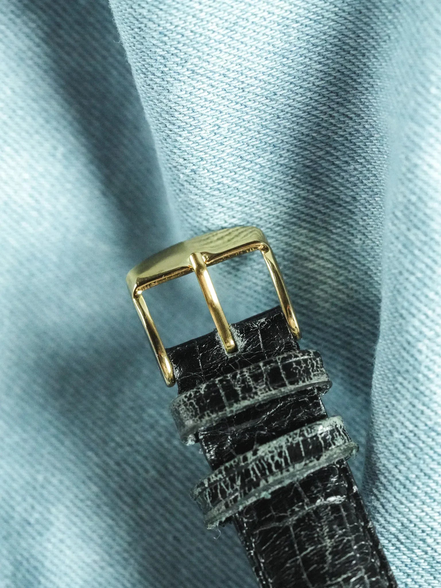 Longines - Cadran lin date plaqué or index onyx - 1980s - Atelier Victor