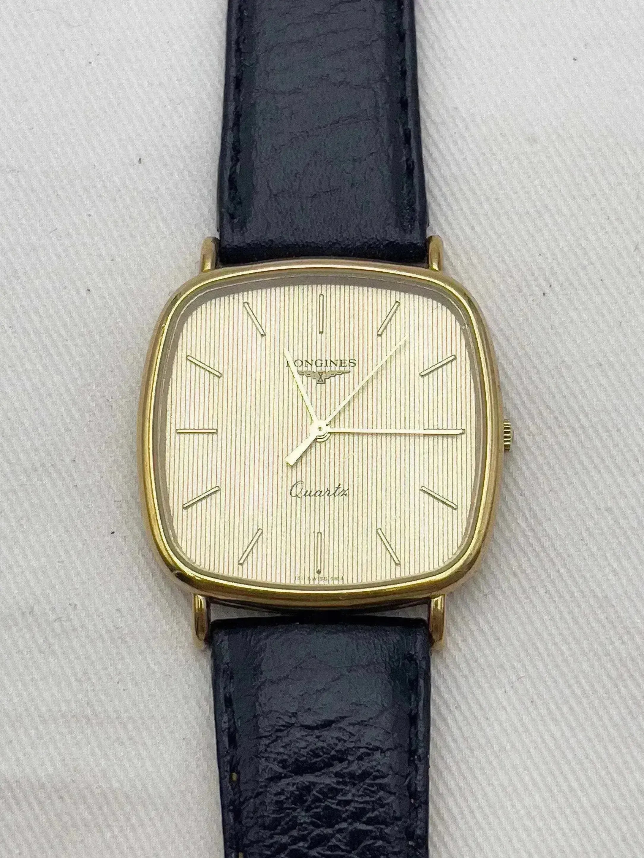 LONGINES 稼働　Quartz 稼働 良品 ゴールドスクエア Longines - Carré Tapissée Gold - 1982 - Atelier Victor