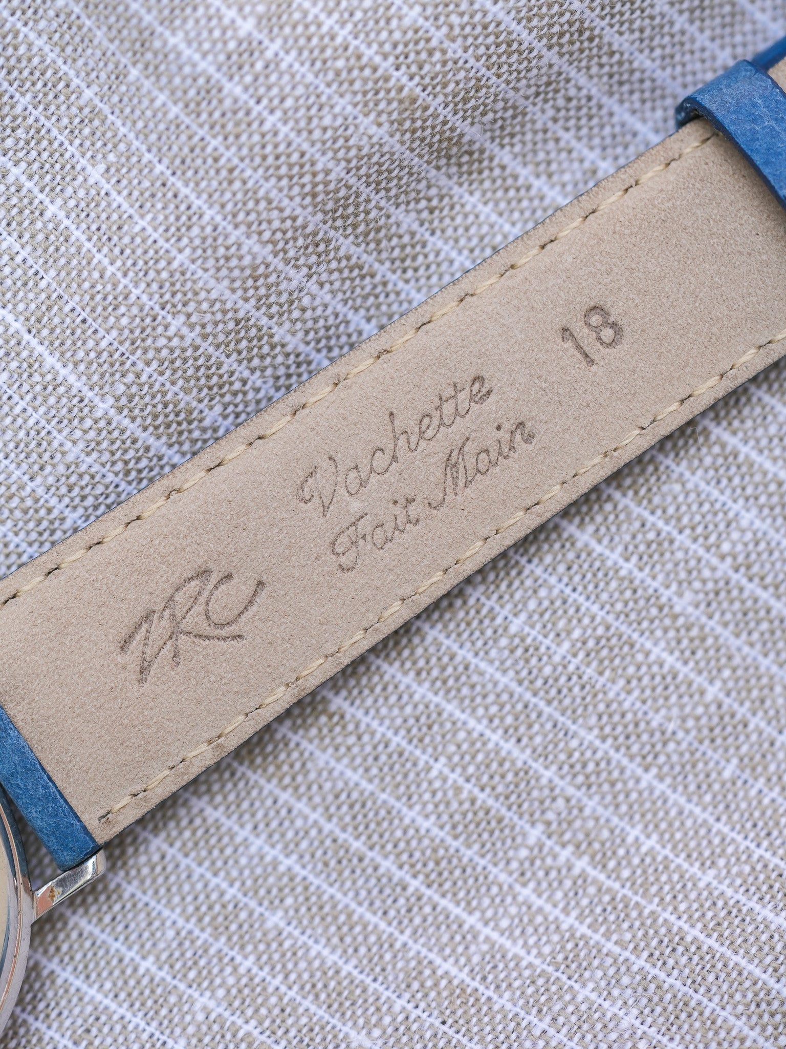 Longines - Circle Acier Date - 1980s - Atelier Victor Paris - Vintage Watch Shop Dubai