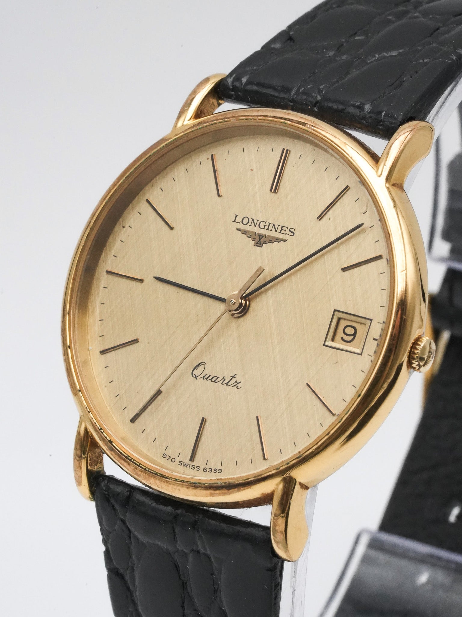 Longines - Circle Cadran doré lin date - 1980s - Atelier Victor - Vintage  Shop
