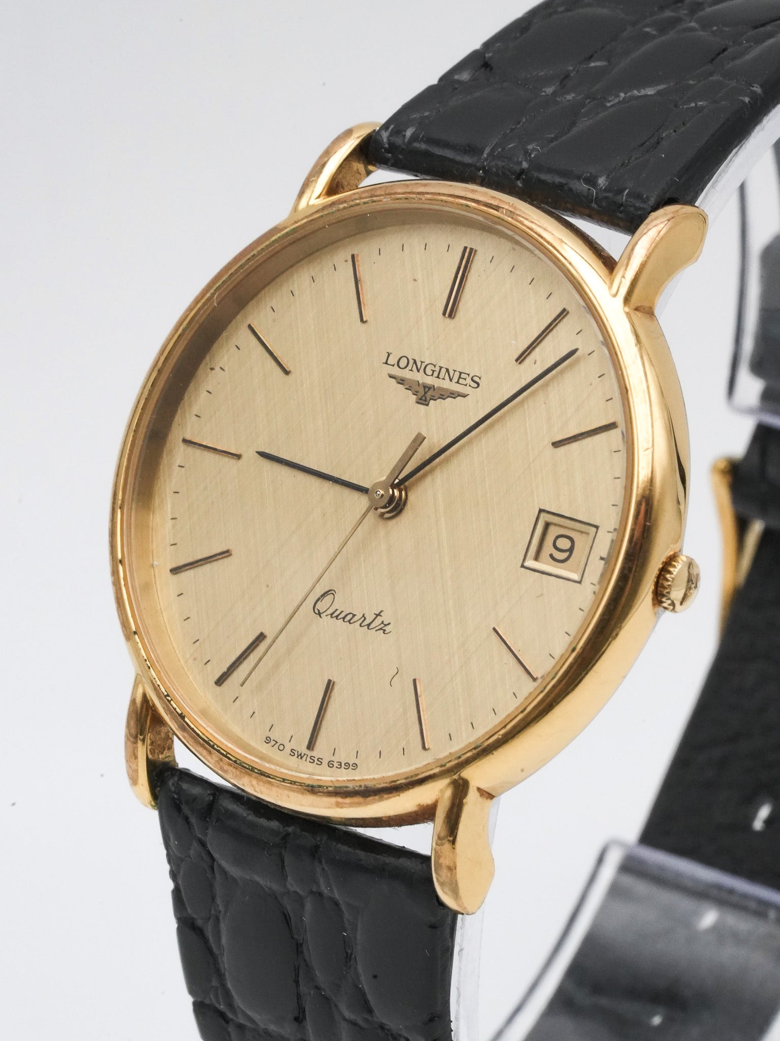 Longines - Circle Cadran doré lin date - 1980s - Atelier Victor - Vintage  Shop