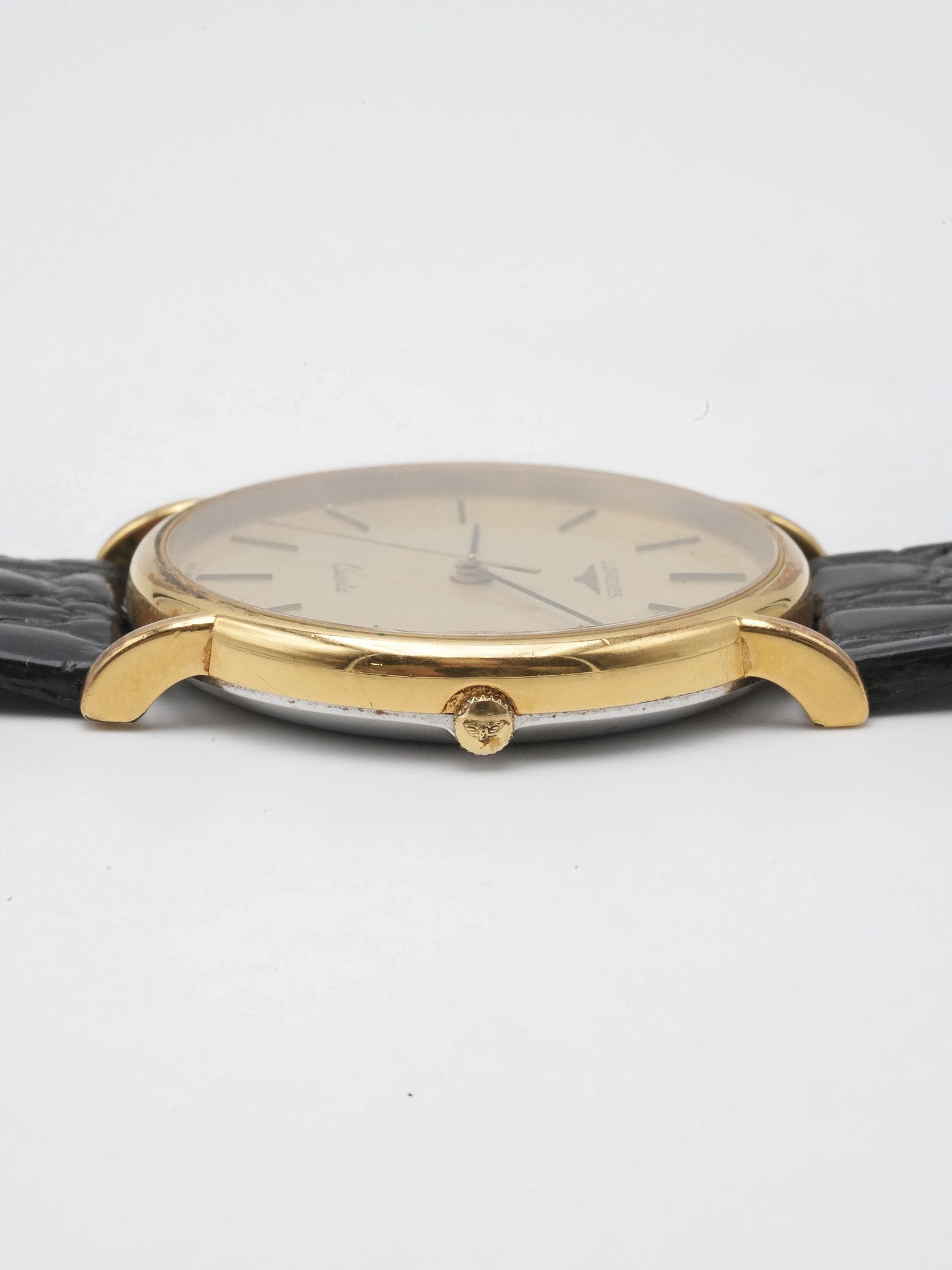 Longines - Circle Cadran doré lin date - 1980s - Atelier Victor - Vintage  Shop