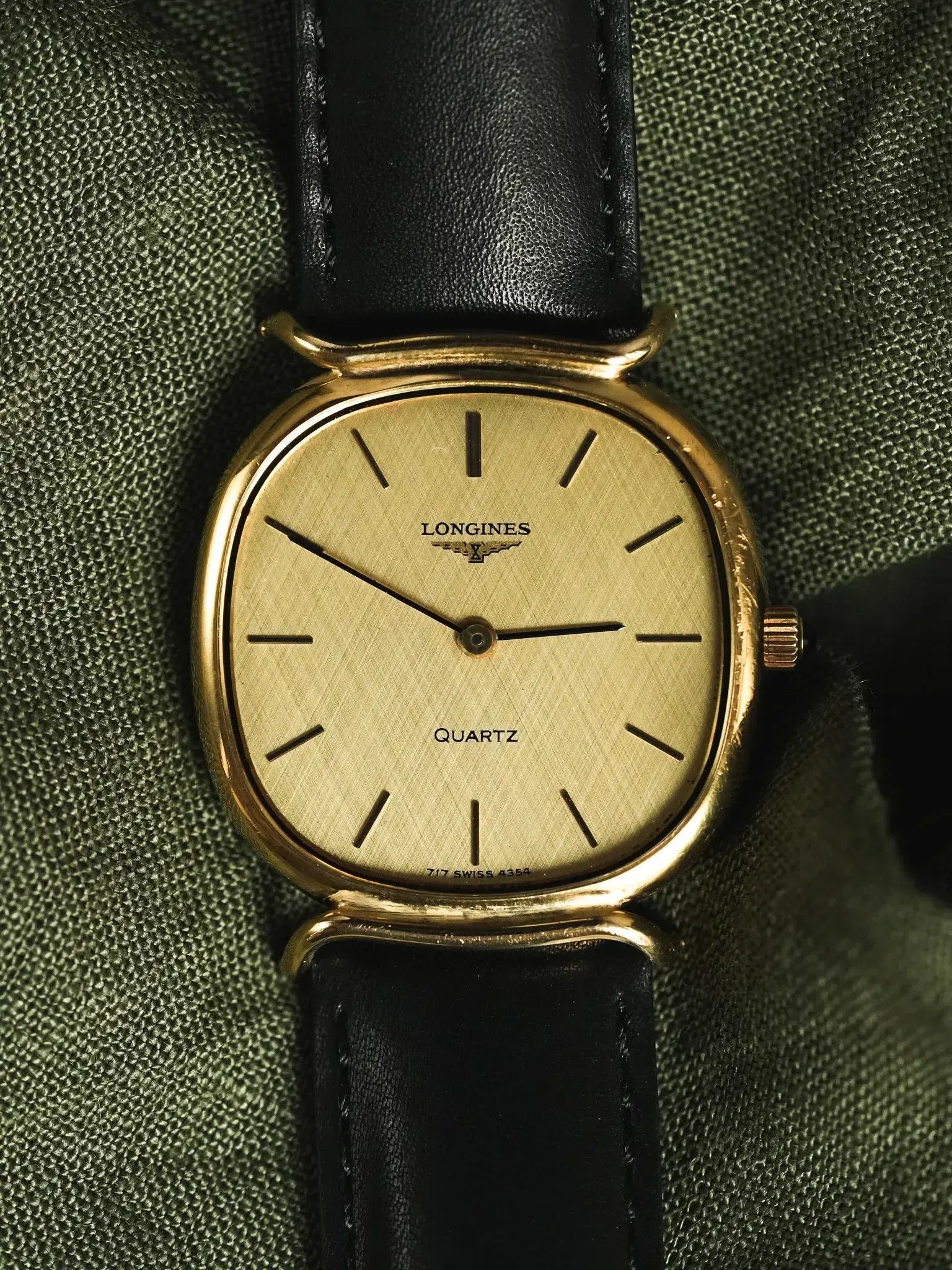 【LONGINES】腕時計_アンティーク Longines dress watch (1980s) ultra-thin gold-plated Gold Dial