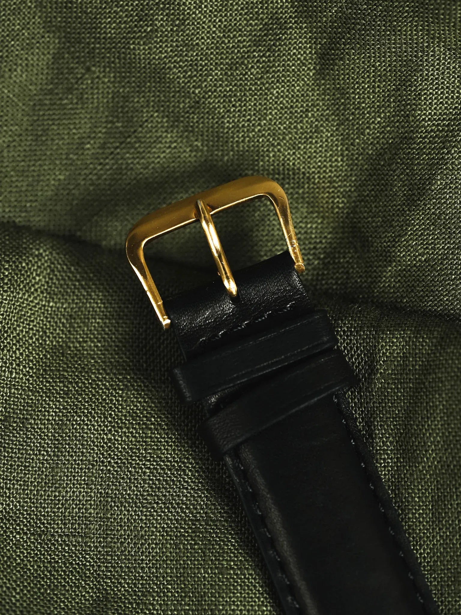 Longines - Cornes Centrales Or Cabochon Noir - 1980s - Atelier Victor