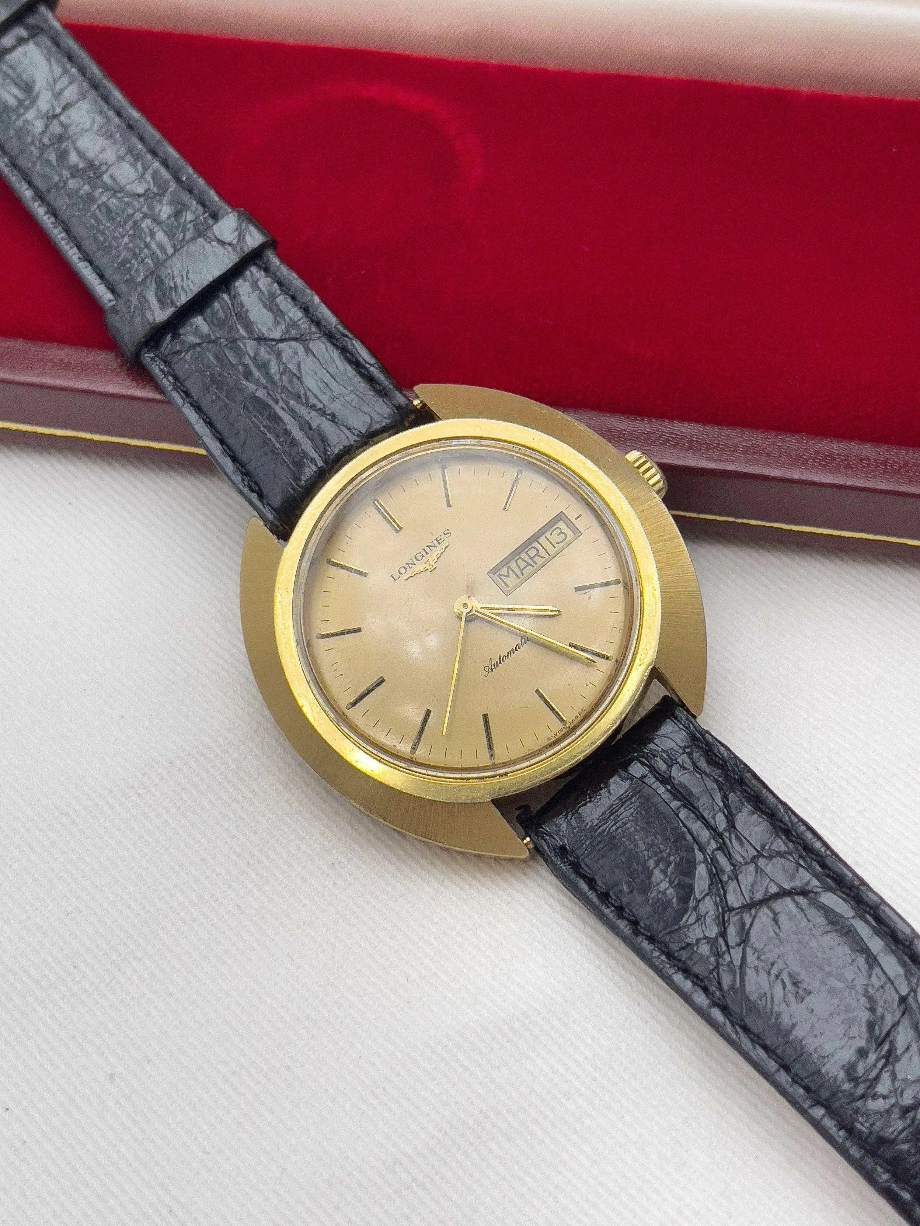 Longines - Disco Volante - 1979 - Atelier Victor Paris - Vintage Watch Shop Dubai