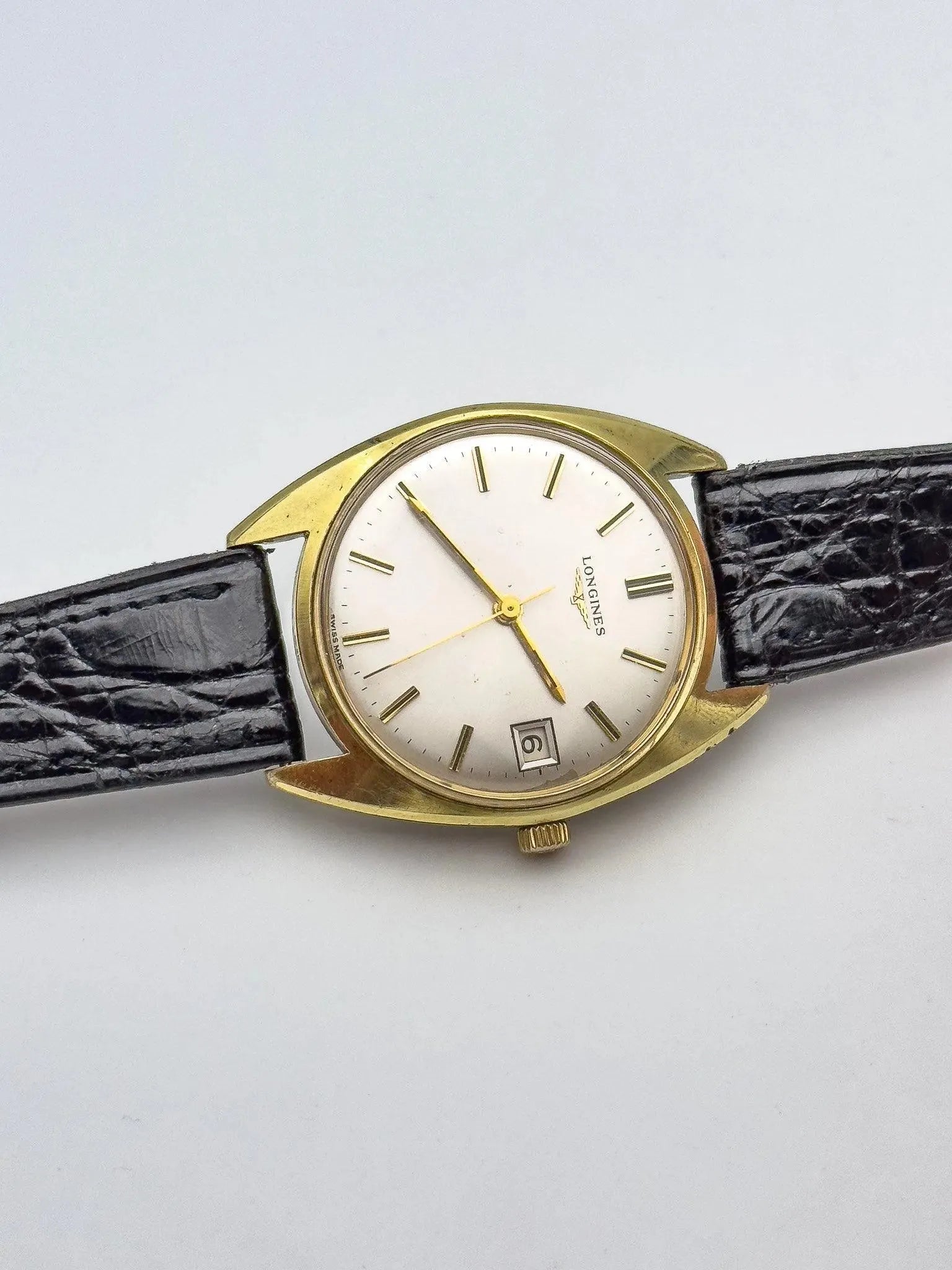 Longines - Dress Gold Watch Date - 1970s - Atelier Victor Paris - Vintage Watch Shop Dubai