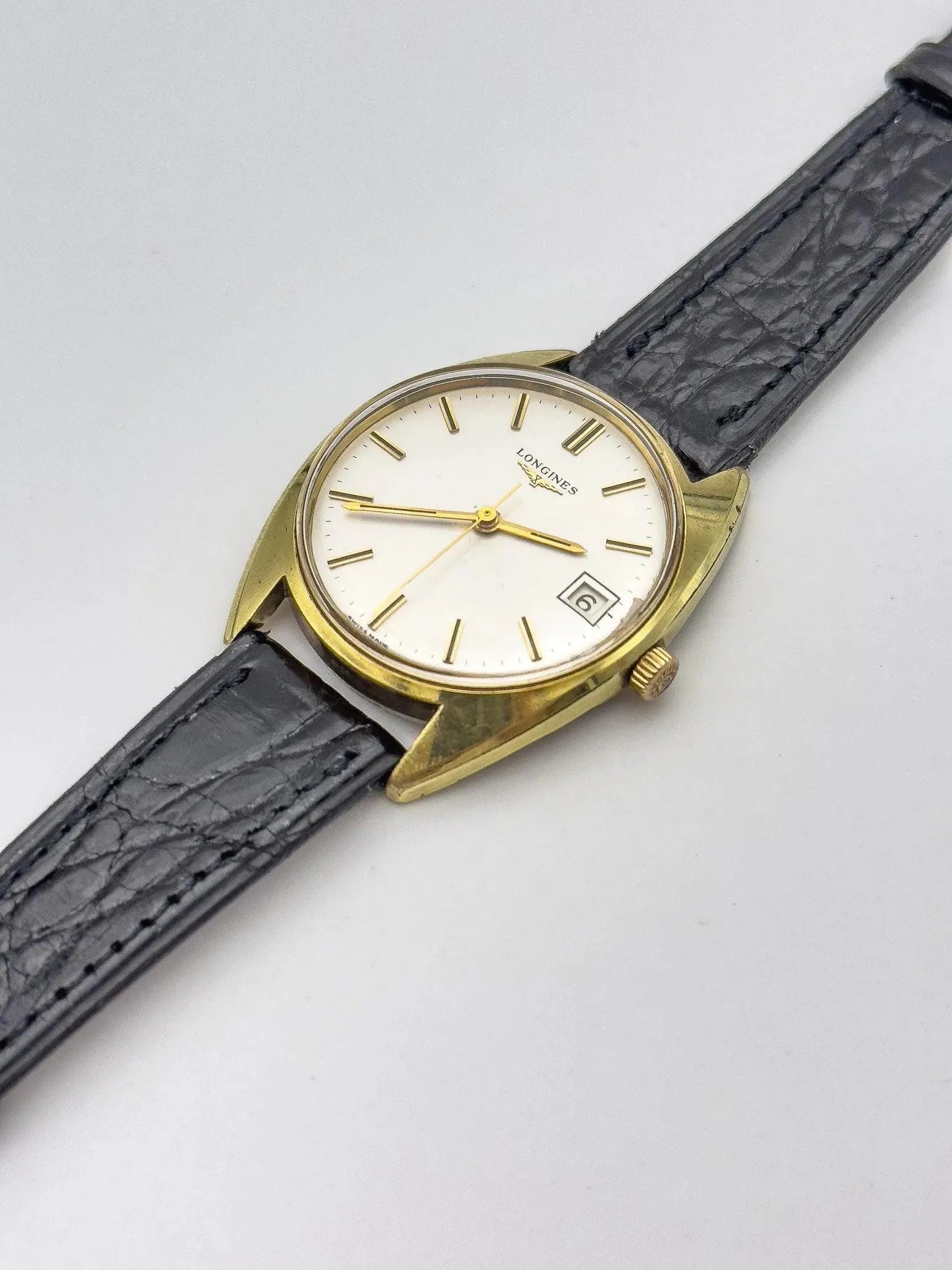 Longines - Dress Gold Watch Date - 1970s - Atelier Victor Paris - Vintage Watch Shop Dubai