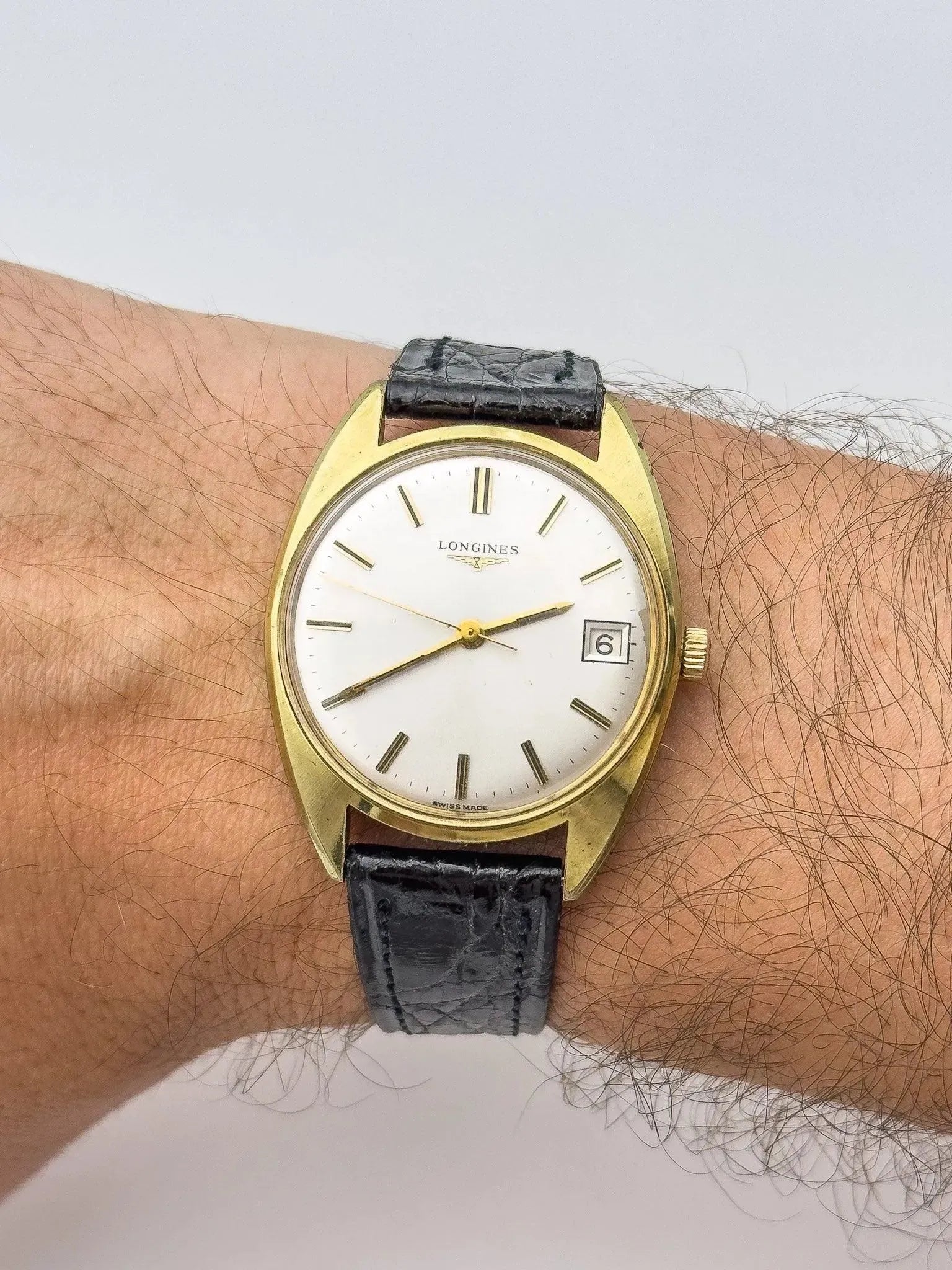 Longines - Dress Gold Watch Date - 1970s - Atelier Victor - Vintage  Shop