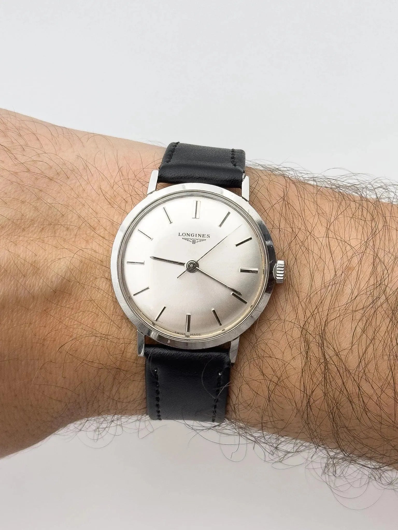 Longines - Dress Watch Manual - 1960s - Atelier Victor Paris - Vintage Watch Shop Dubai