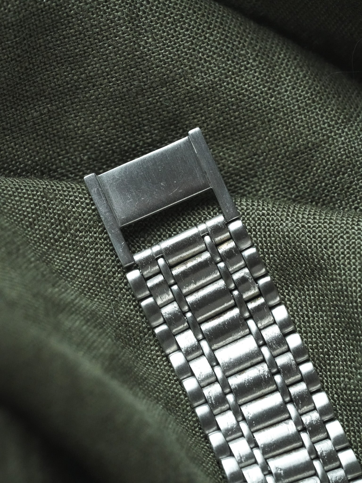 Longines - Flagship Maille Acier Cadran Lunette Or - 1980s - Atelier Victor - Vintage  Shop