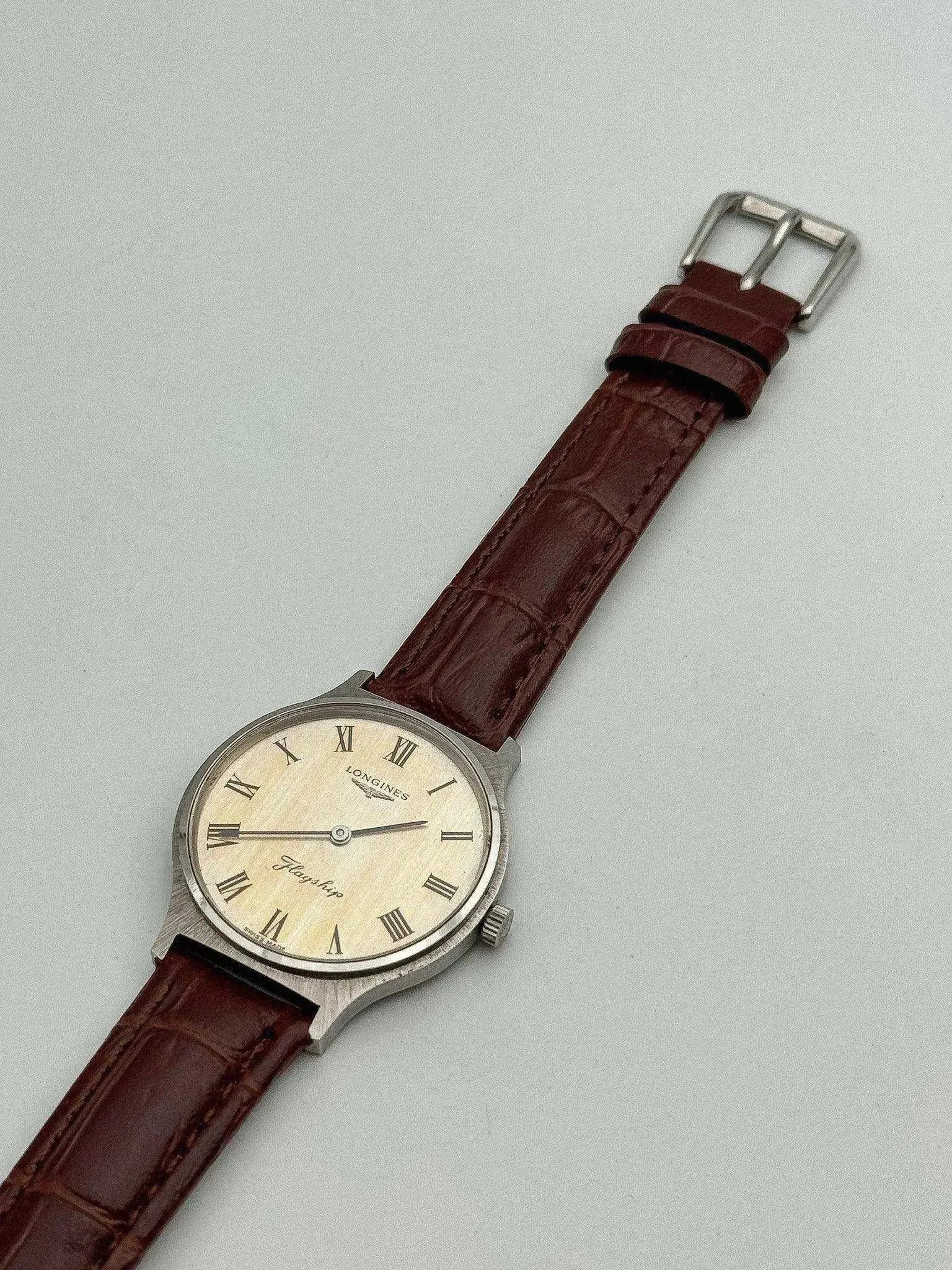 Longines - Flagship Silver Patine - 1970’s - Atelier Victor Paris - Vintage Watch Shop Dubai
