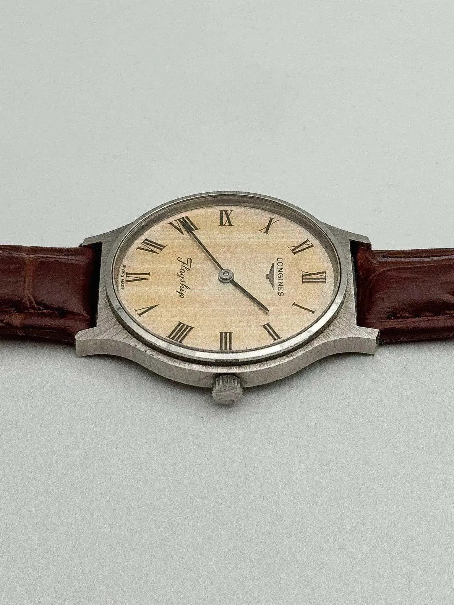 Longines - Flagship Silver Patine - 1970’s - Atelier Victor Paris - Vintage Watch Shop Dubai