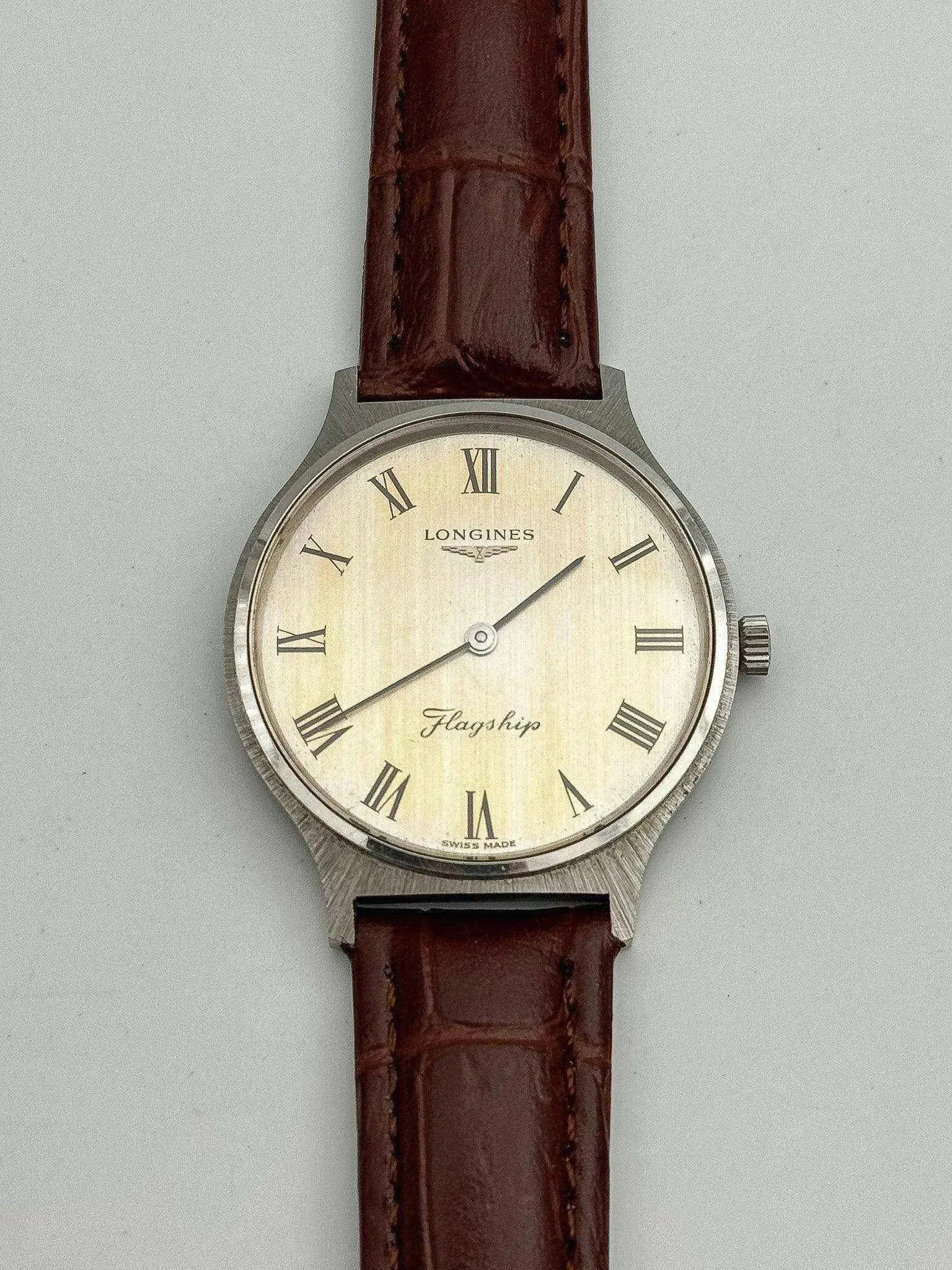 Longines - Flagship Silver Patine - 1970’s - Atelier Victor Paris - Vintage Watch Shop Dubai
