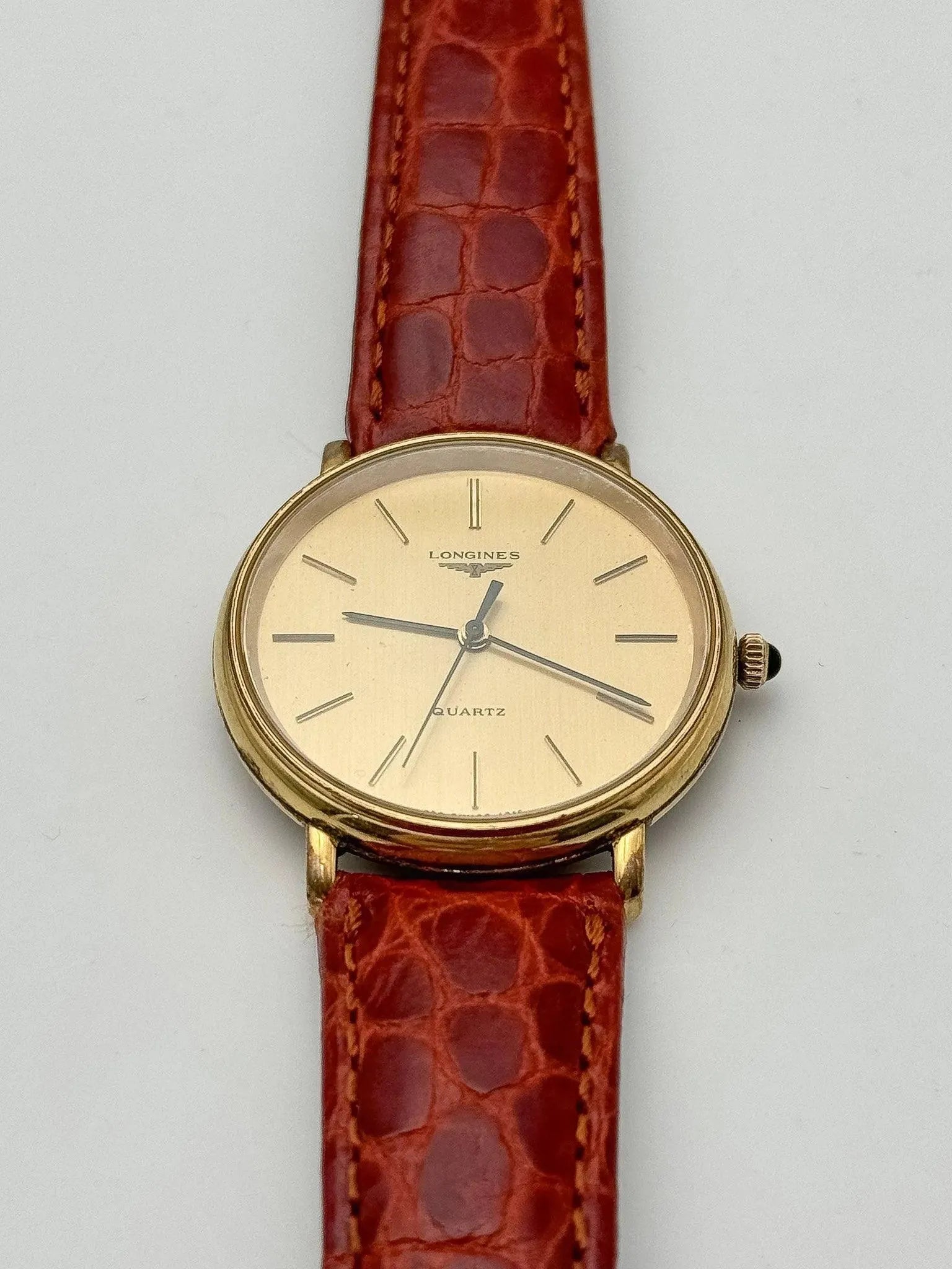 Longines - Gold Circle Black Cabochon - 1970s - Atelier Victor Paris - Vintage Watch Shop Dubai