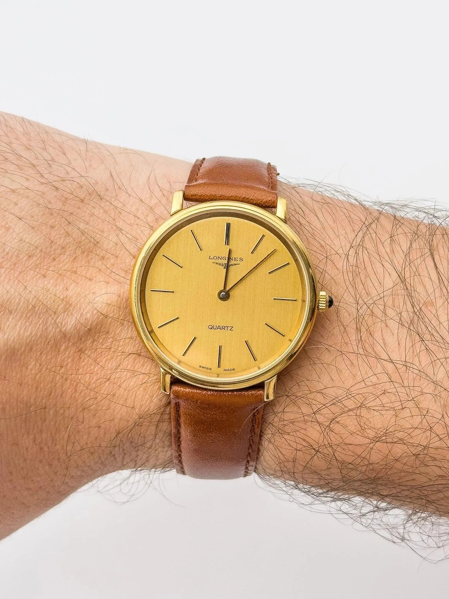 Longines - Gold Circle Blue Cabochon - 1970s - Atelier Victor Paris - Vintage Watch Shop Dubai
