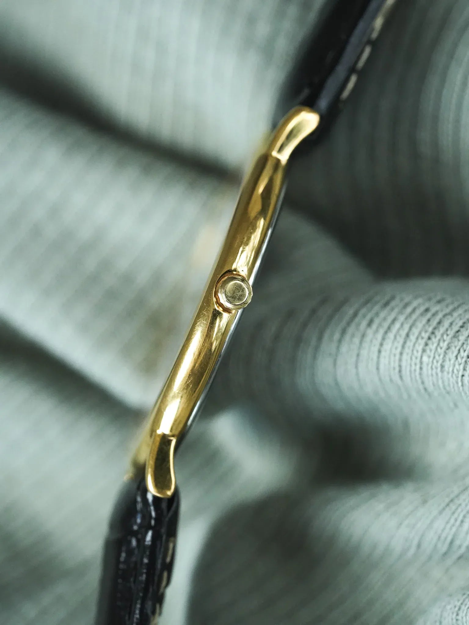 Longines - The Extra Thin La Grande Classique Gold Roman White Dial - 1990s 