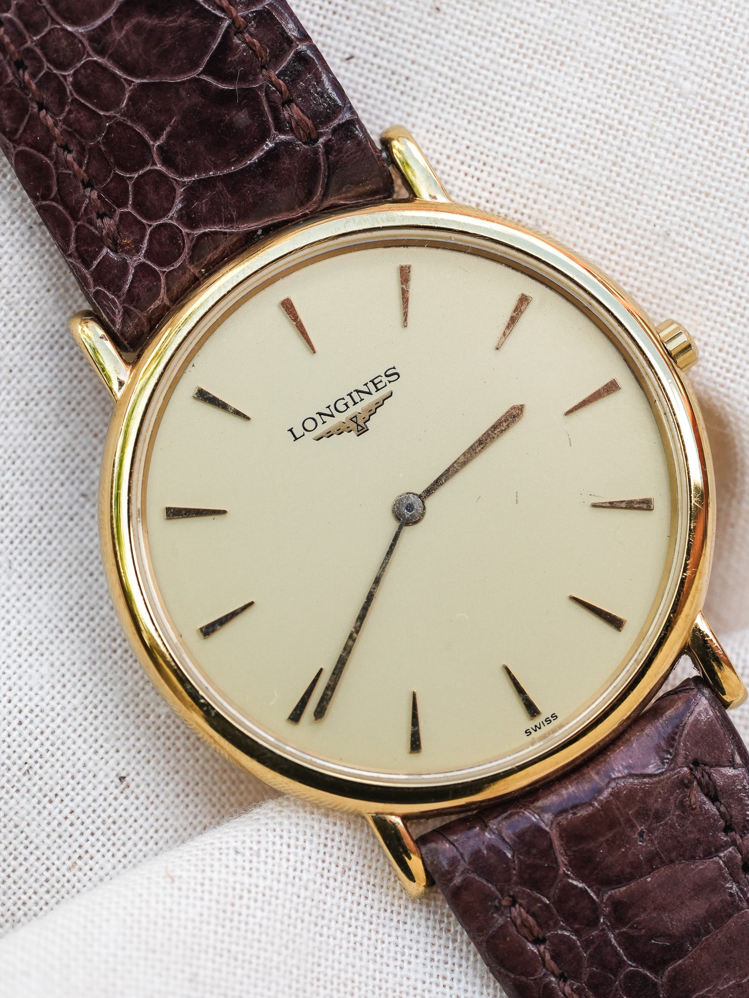 Longines - La Grande Classique Minimaliste Or - 1980s - Atelier Victor Paris - Vintage Watch Shop Dubai