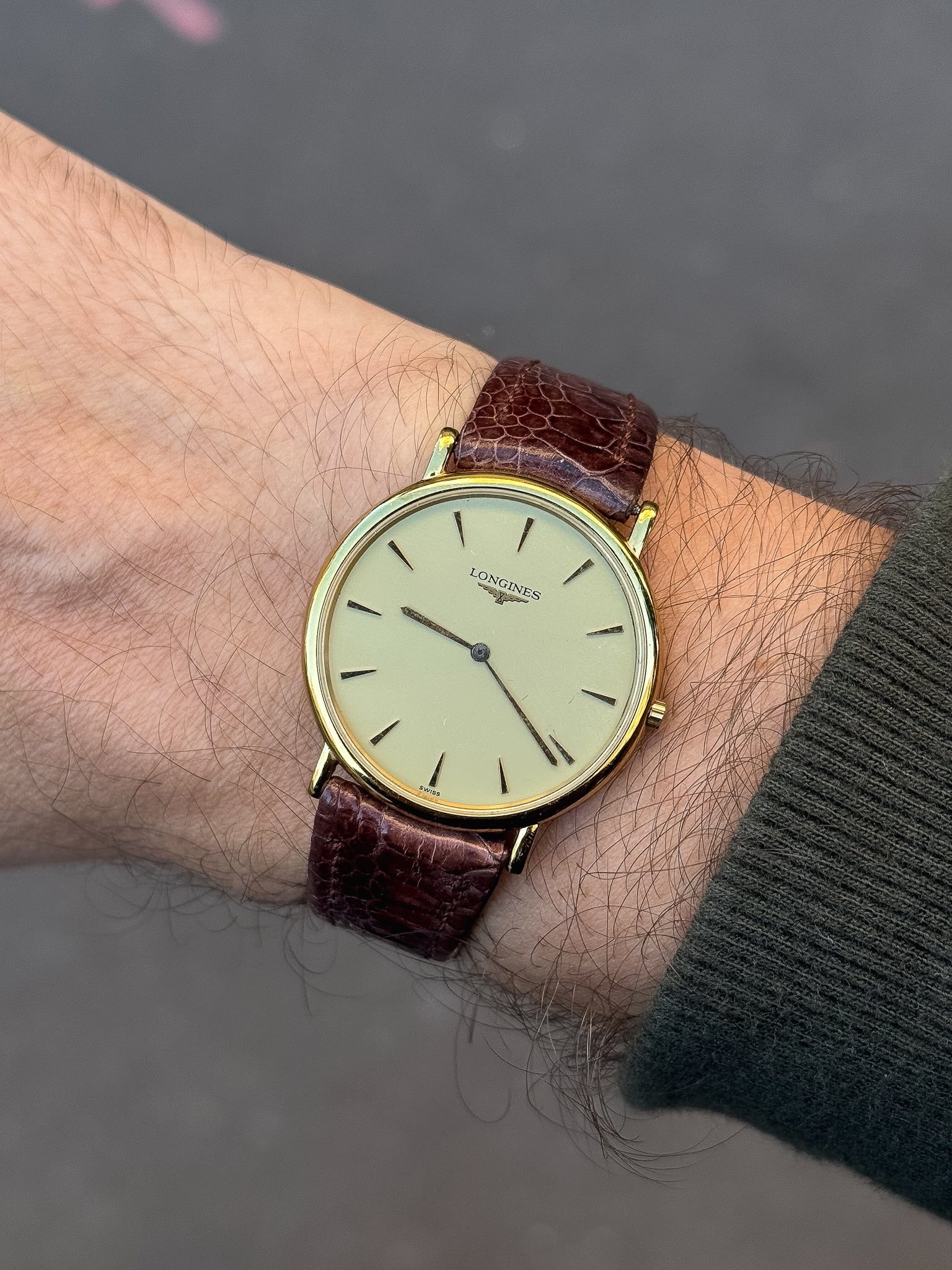 Longines - La Grande Classique Minimaliste Or - 1980s - Atelier Victor Paris - Vintage Watch Shop Dubai