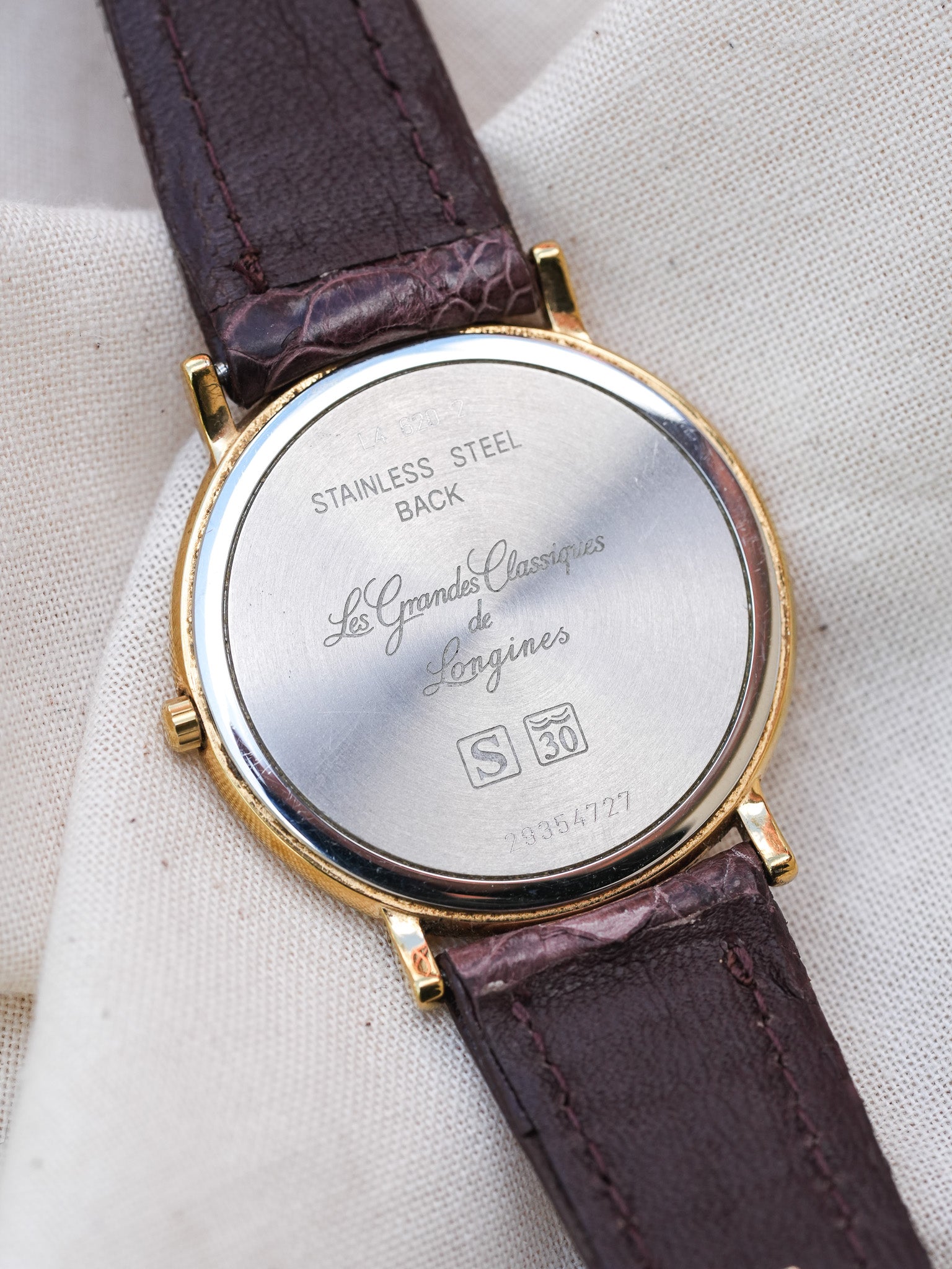 Longines - La Grande Classique Minimaliste Or - 1980s - Atelier Victor Paris - Vintage Watch Shop Dubai