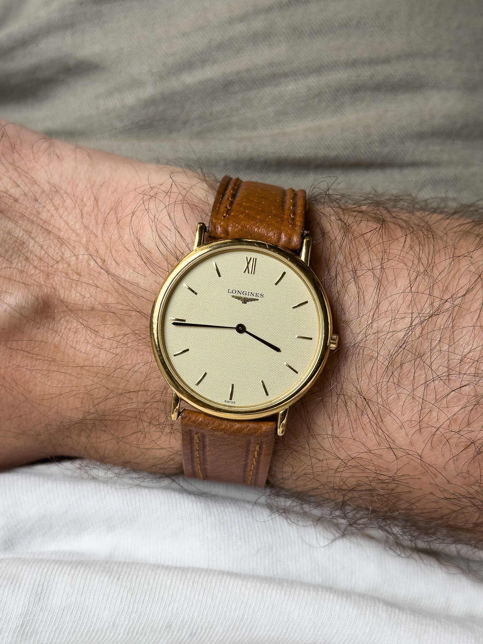 Longines - La Grande Classique Ronde Or Extra plate - 1990s - Atelier Victor - Vintage  Shop