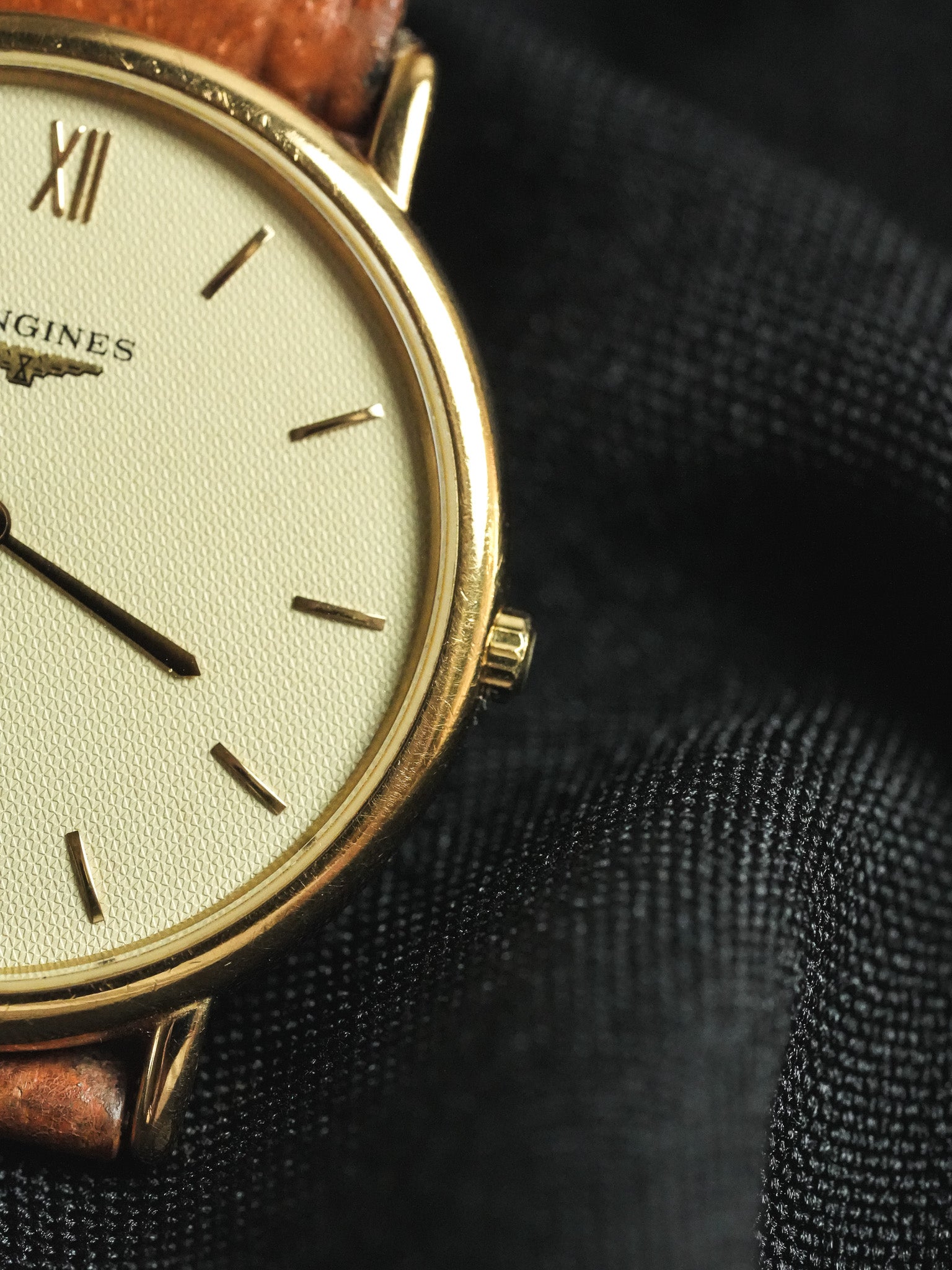 Longines - La Grande Classique Ronde Or Extra plate - 1990s - Atelier Victor - Vintage  Shop