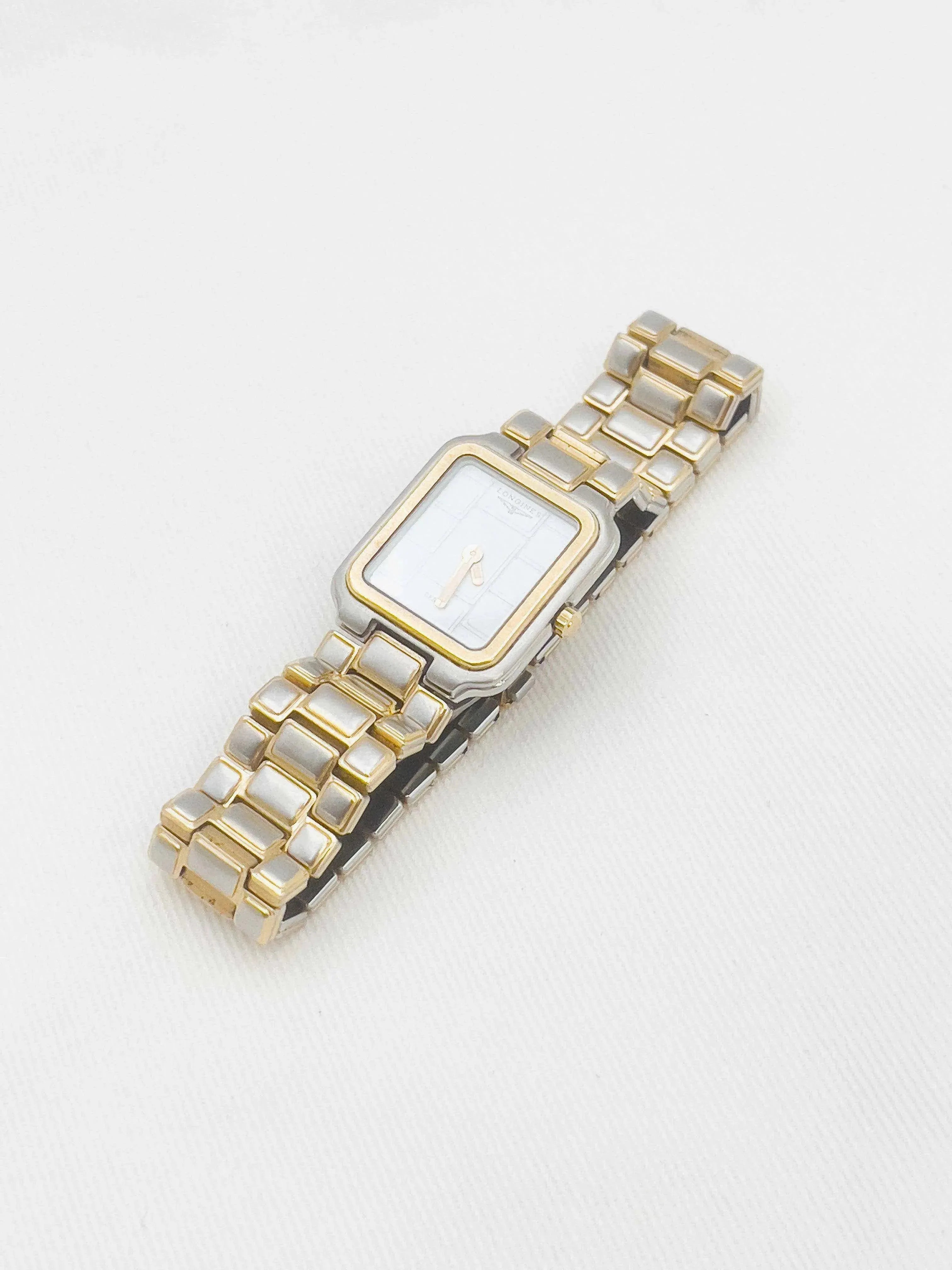 Longines - Lady Mini Square - 1969 - Atelier Victor Paris - Vintage Watch Shop Dubai
