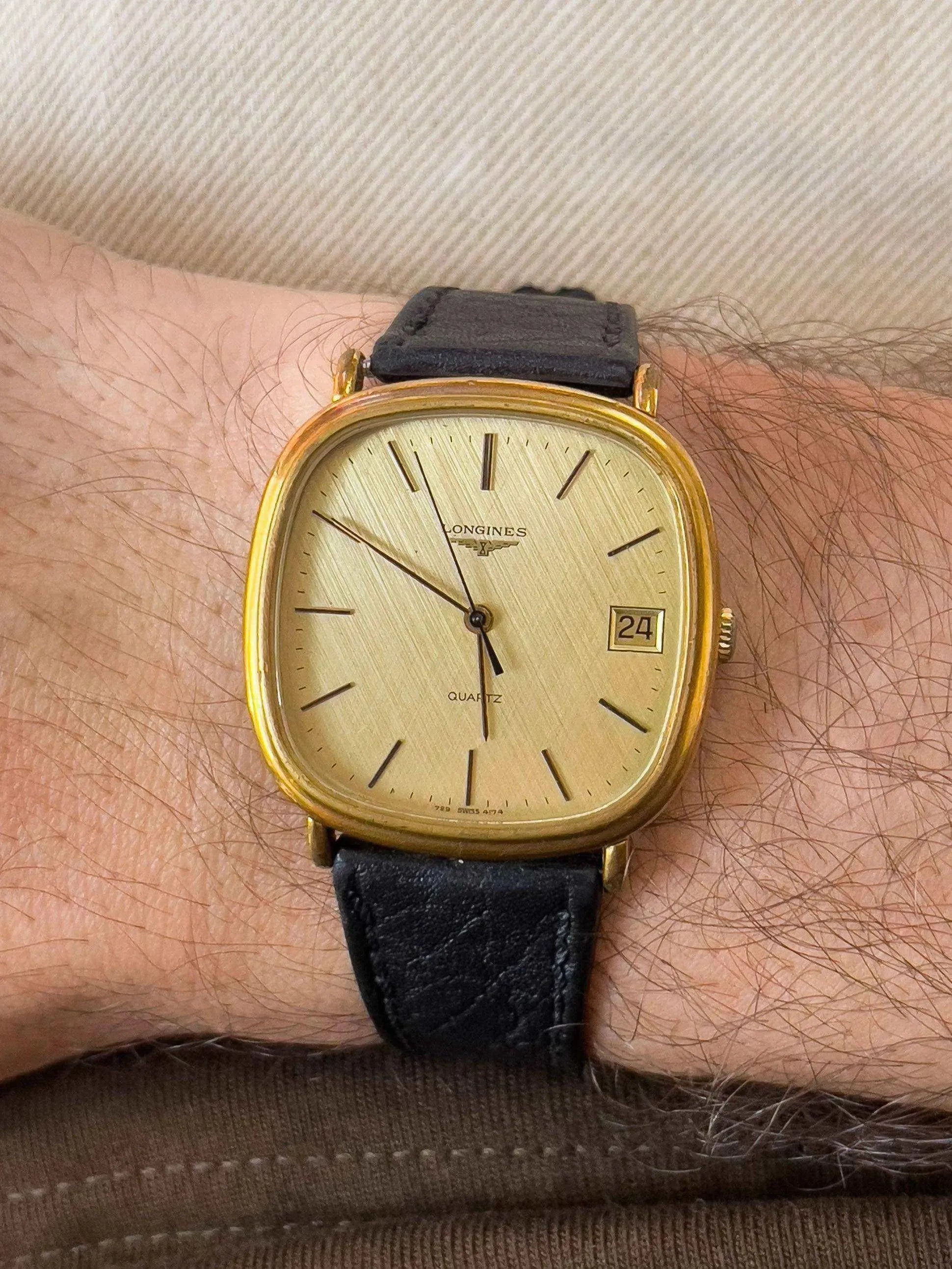 Longines - Linen Square - 1980s - Atelier Victor Paris - Vintage Watch Shop Dubai