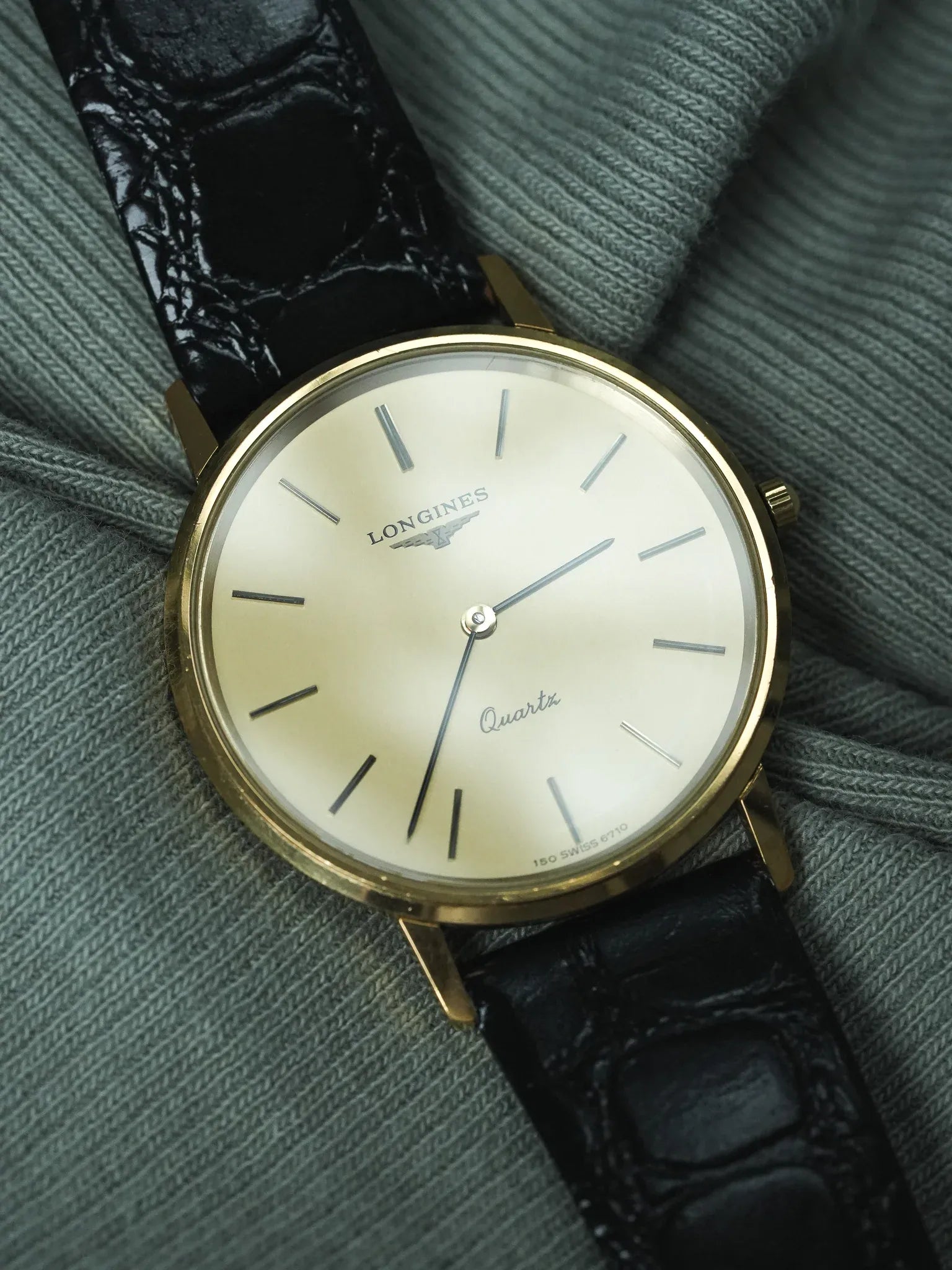 Longines - Extra dünne, goldplattierte Dressuhr Zifferblatt Gold - 1980s 
