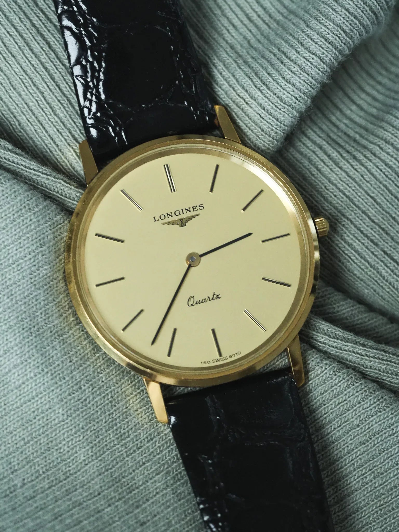 Longines - Extra dünne, goldplattierte Dressuhr Zifferblatt Gold - 1980s 