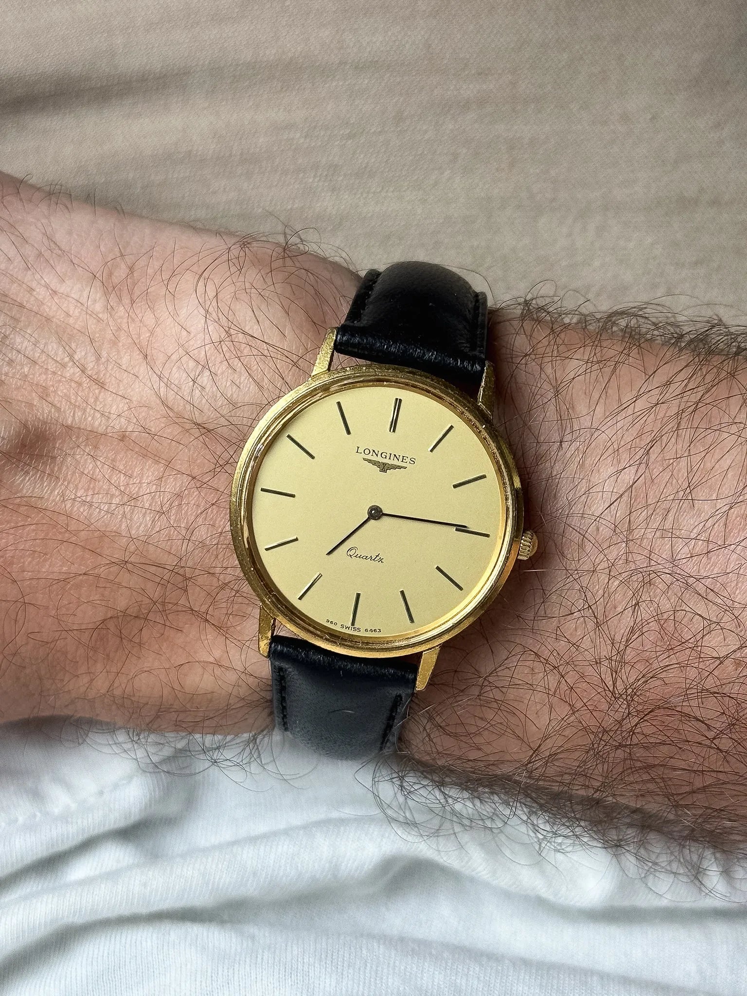 Longines - Montre habillée extra plate plaqué or index onyx - 1980s - Atelier Victor