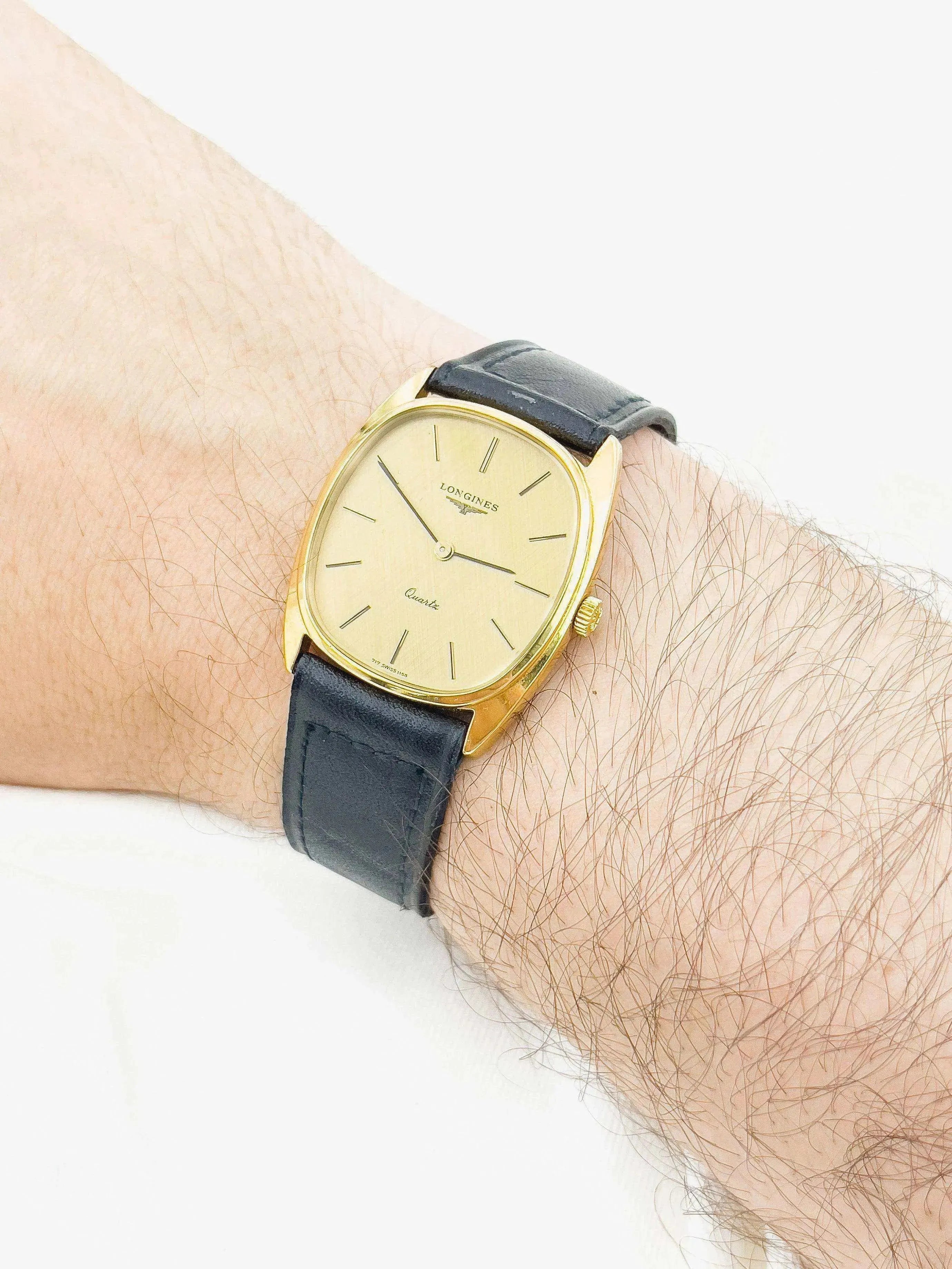 Longines - Ovale Tapissé - 1970s - Atelier Victor Paris - Vintage Watch Shop Dubai