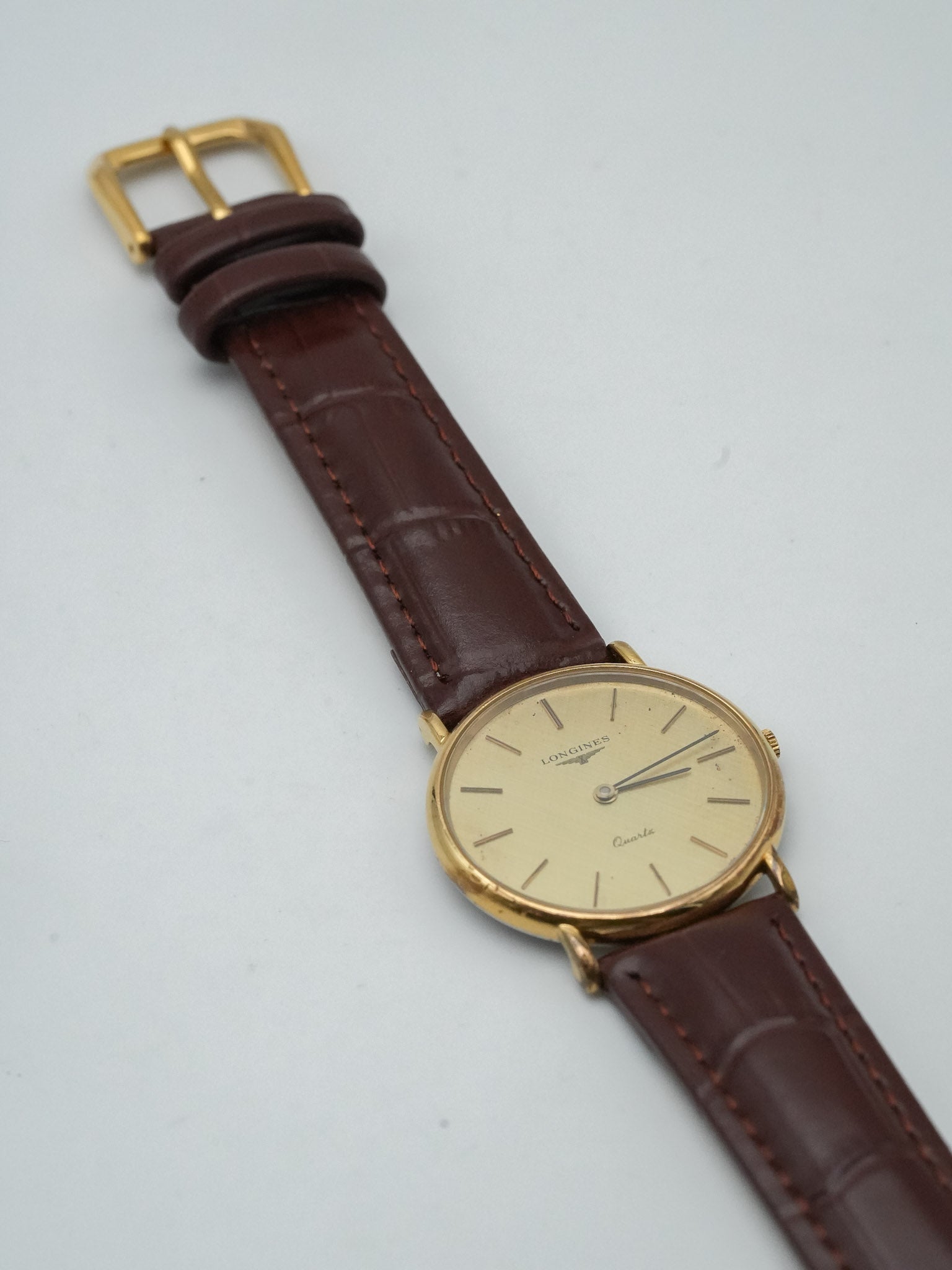 Longines - Plaqué Or Cadran lin Quartz - 1980s - Atelier Victor Paris - Vintage Watch Shop Dubai