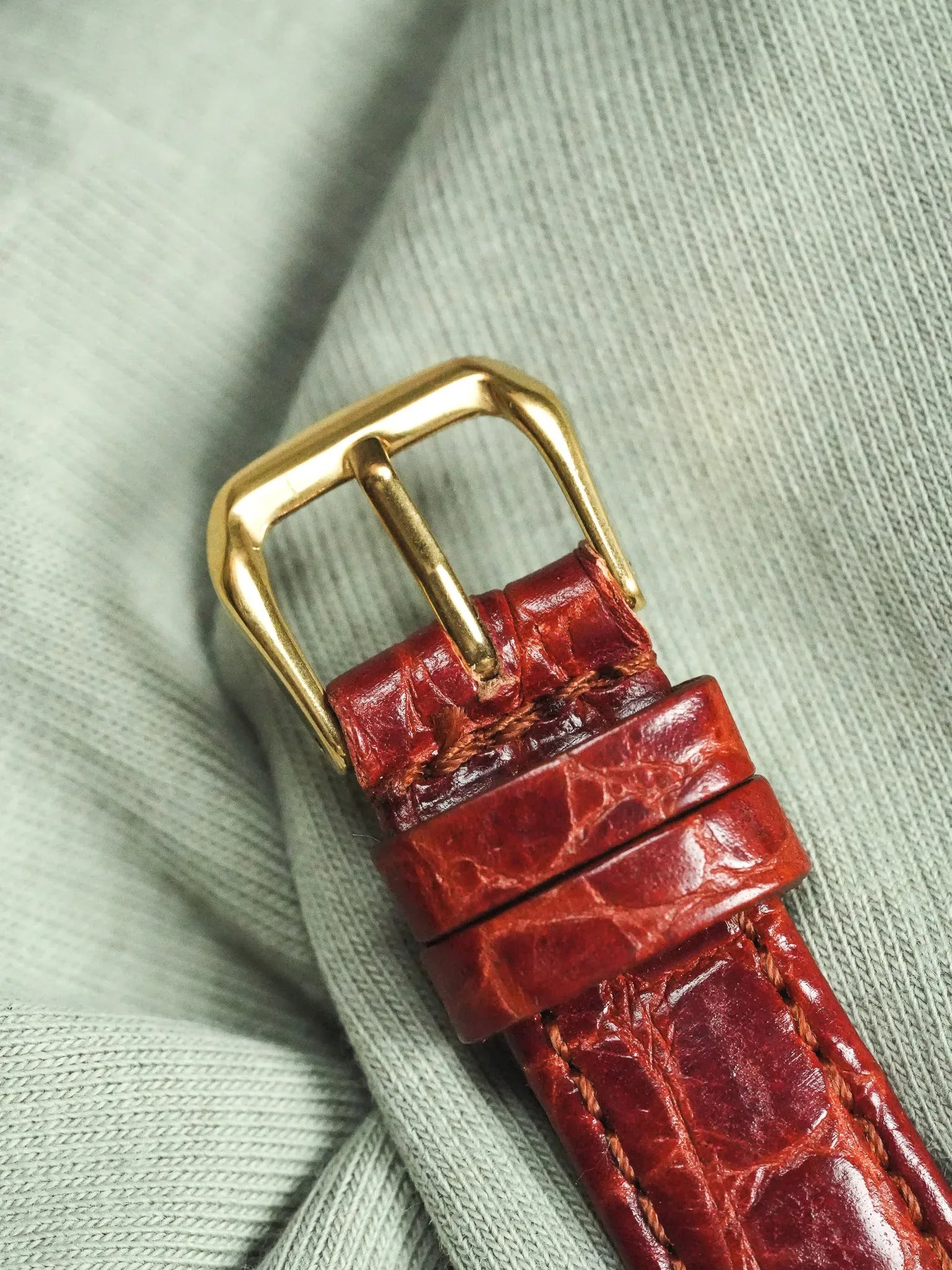 Longines - Ronde Or Cabochon noir - 1970s - Atelier Victor