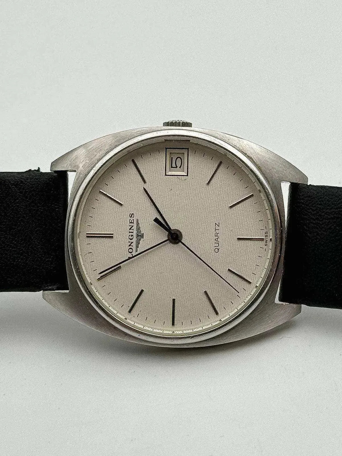 Longines - Silver Linen Dial - 1978 - Atelier Victor Paris - Vintage Watch Shop Dubai