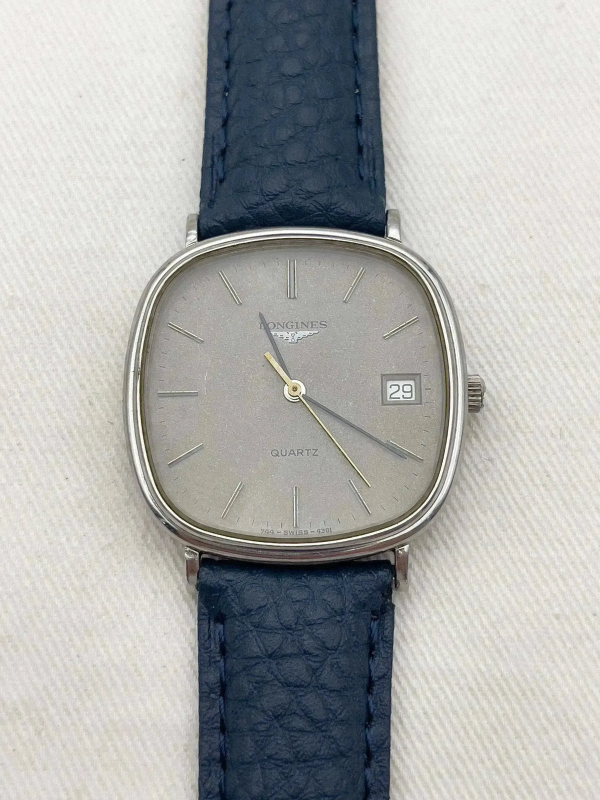 Longines - Square Grey - 1979