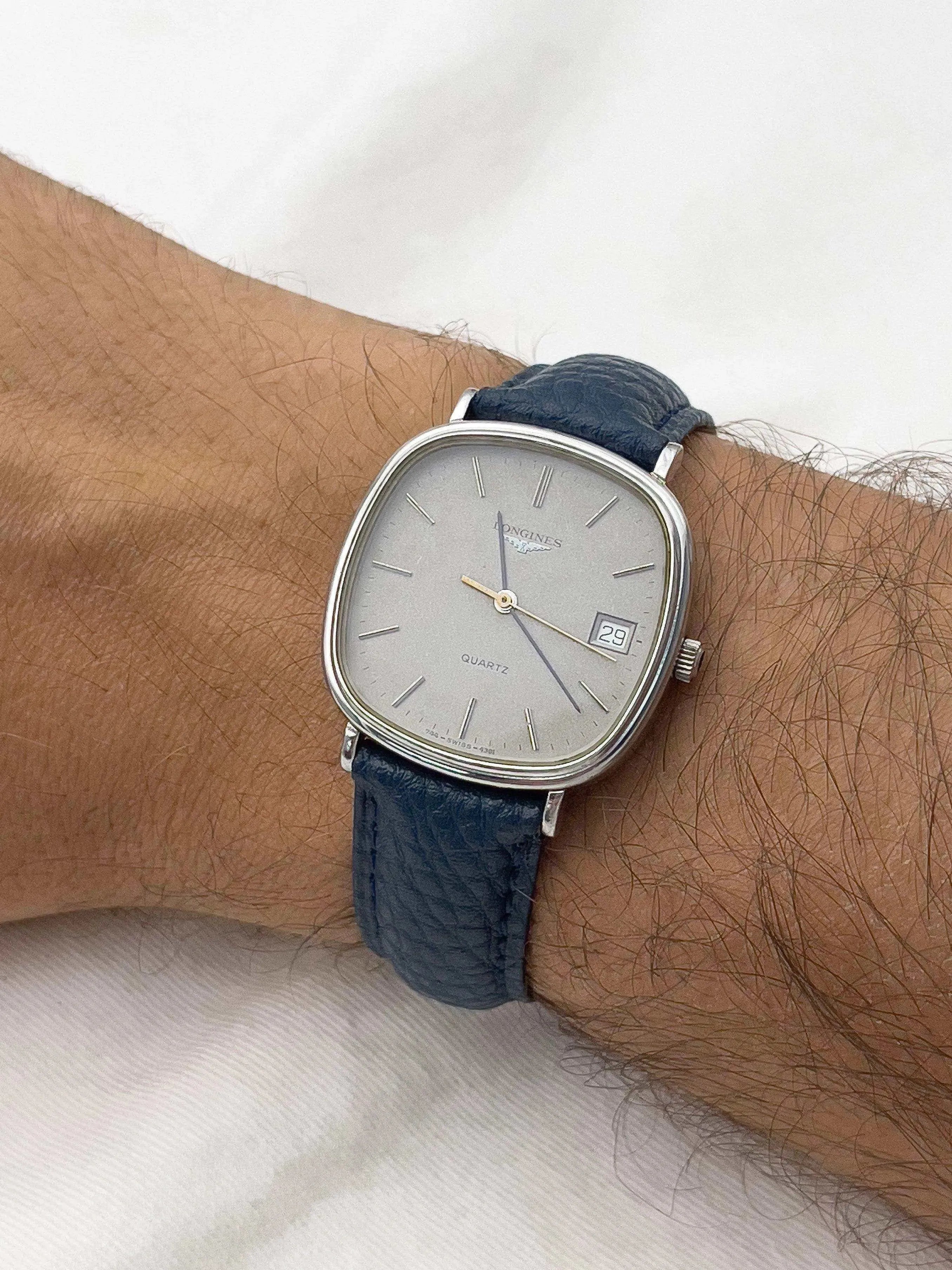 Longines - Square Grey - 1979 - Atelier Victor Paris - Vintage Watch Shop Dubai