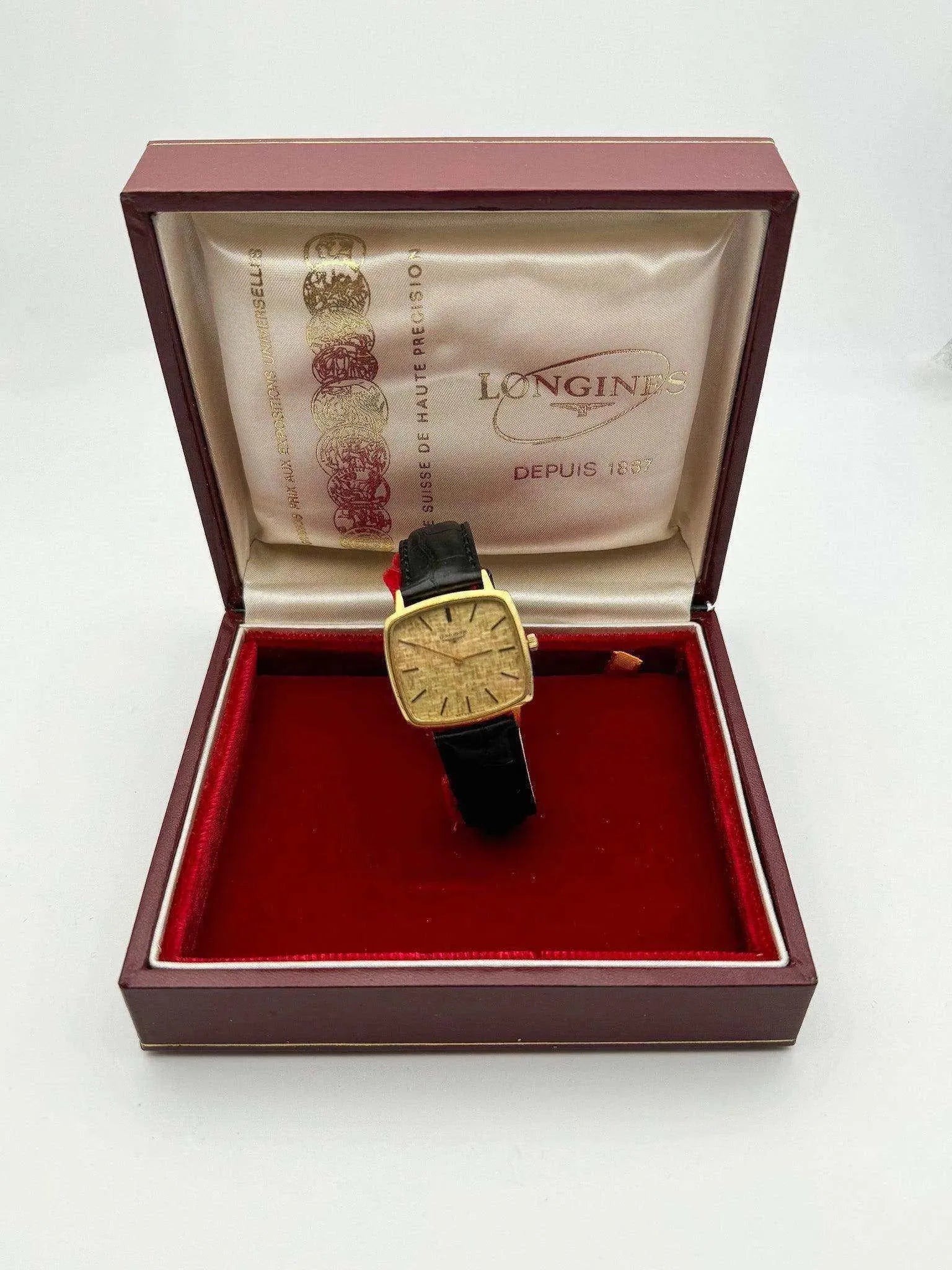 Longines - Square Tapissé - FULL SET - 1977 - Atelier Victor Paris - Vintage Watch Shop Dubai